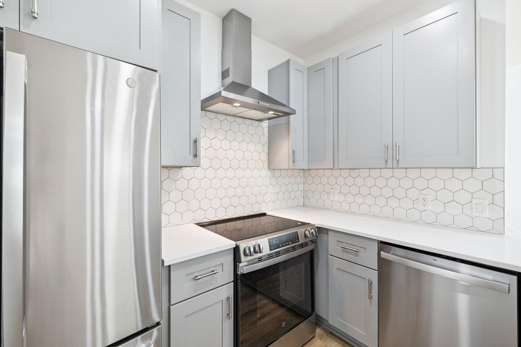 PINE TRACE - Residential