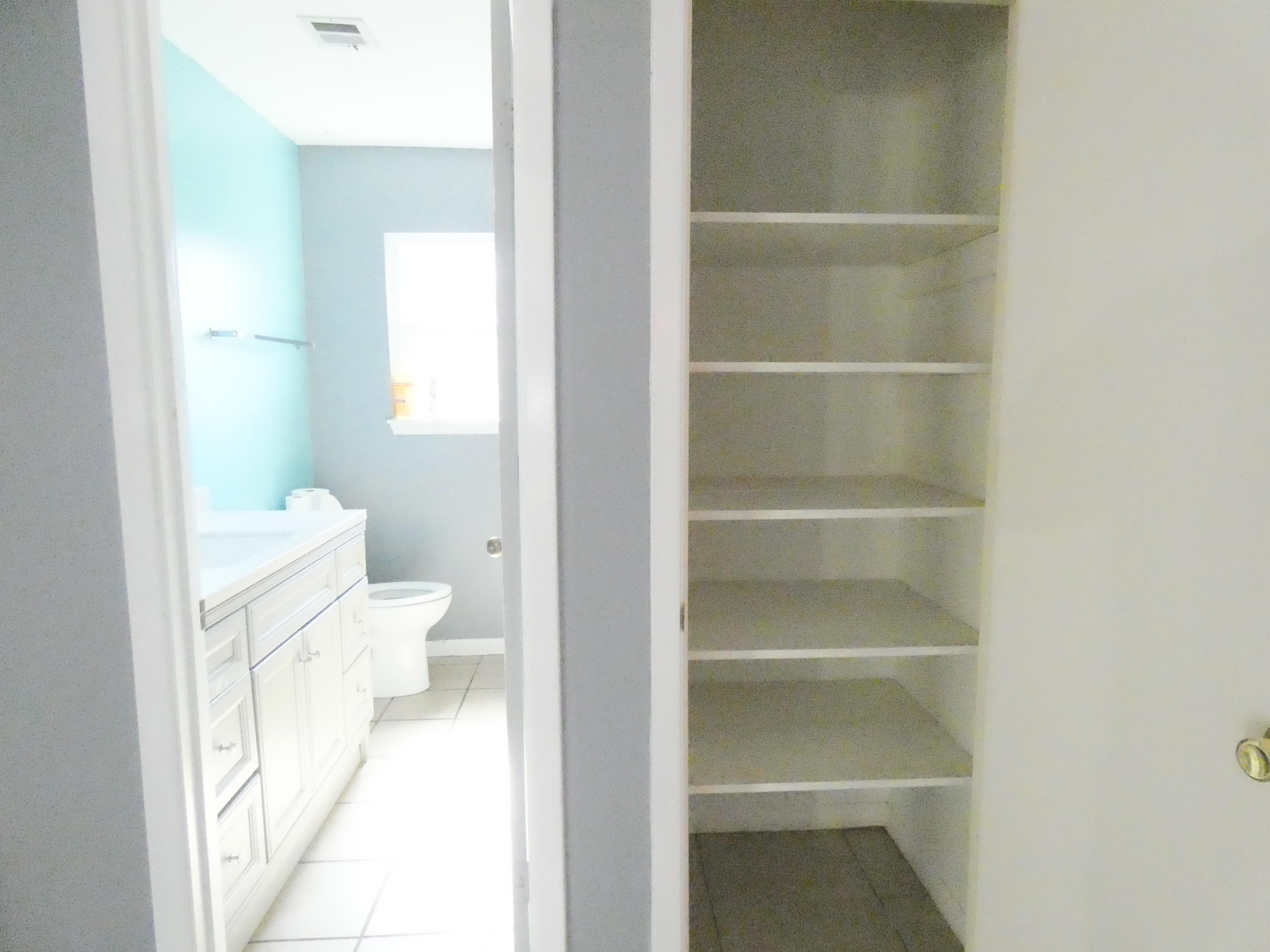 TANGLEWOOD S/D 1ST ADDN - Residential