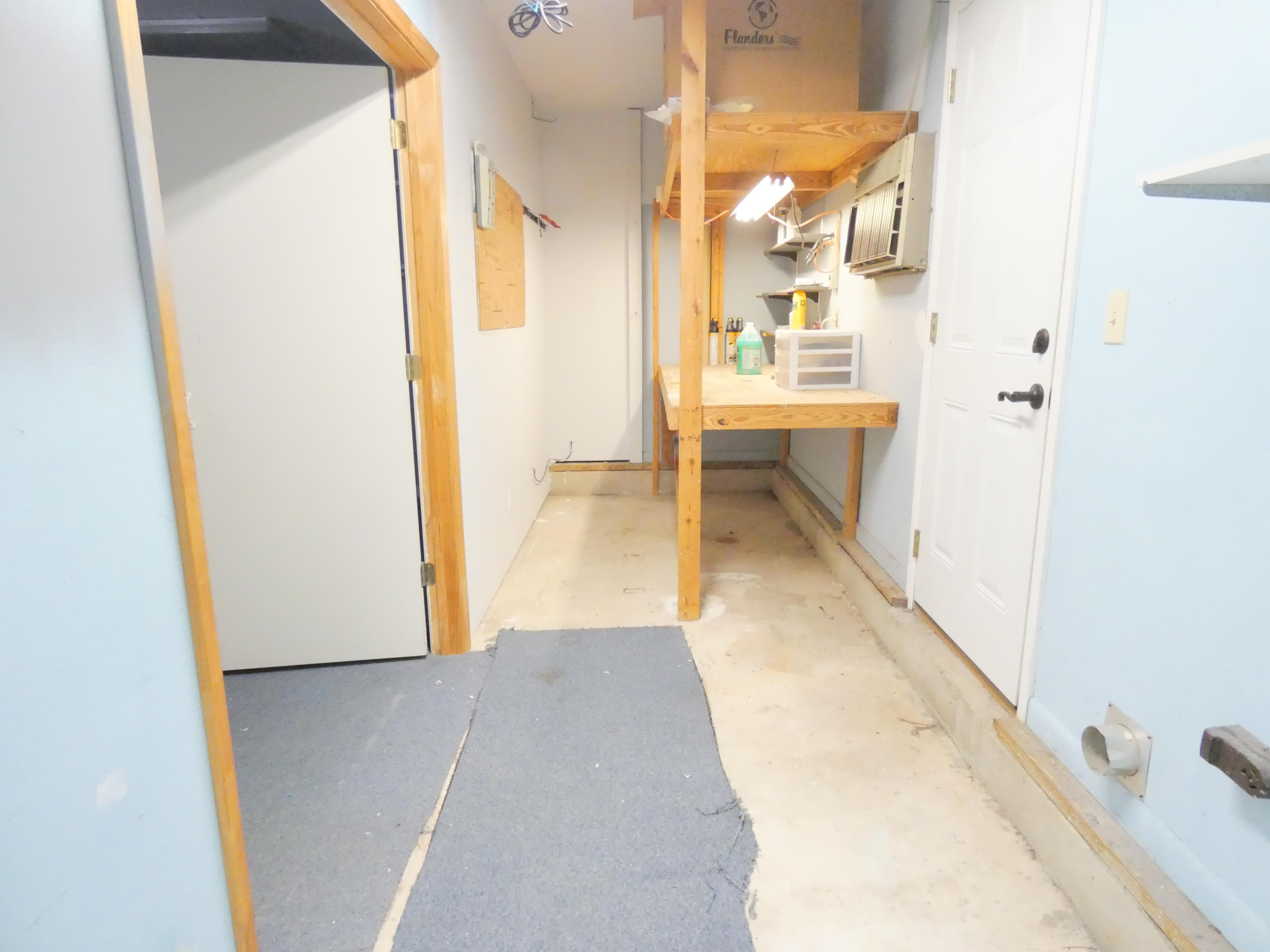 TANGLEWOOD S/D 1ST ADDN - Residential