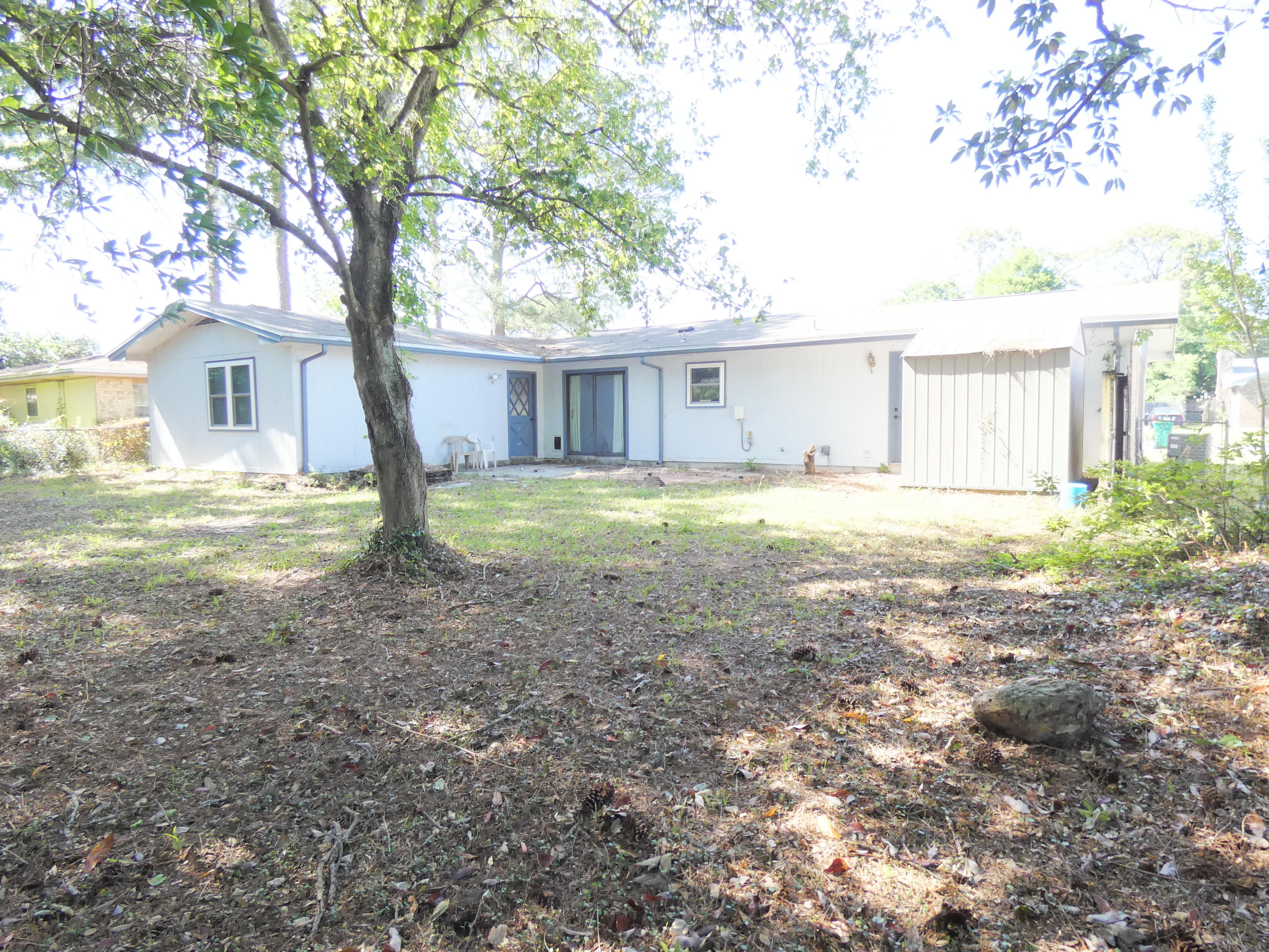 TANGLEWOOD S/D 1ST ADDN - Residential