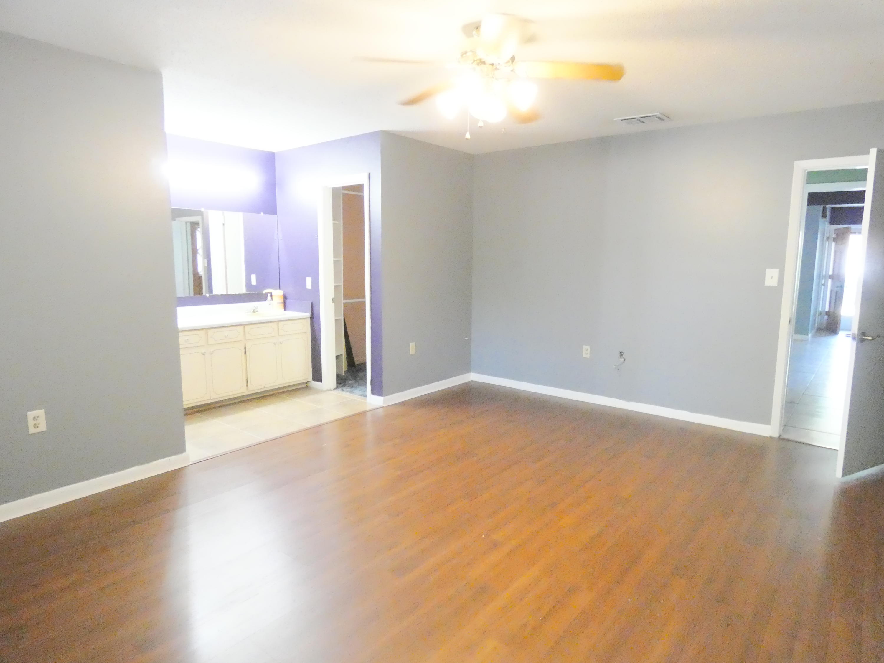 TANGLEWOOD S/D 1ST ADDN - Residential