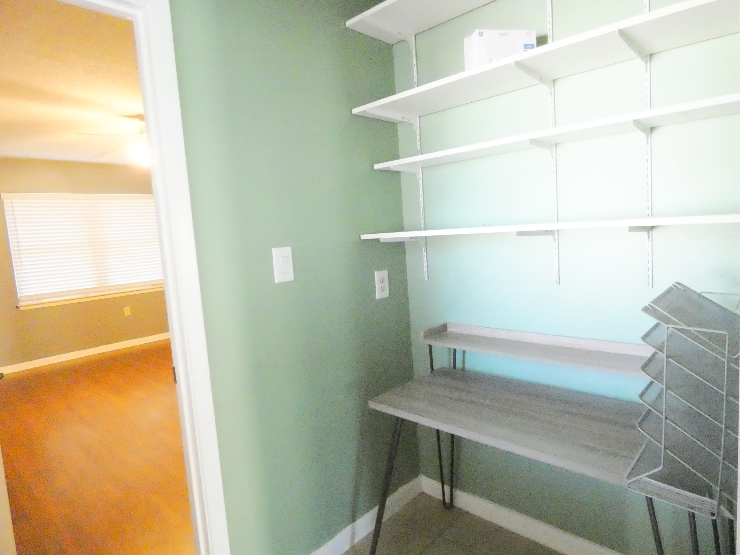 TANGLEWOOD S/D 1ST ADDN - Residential