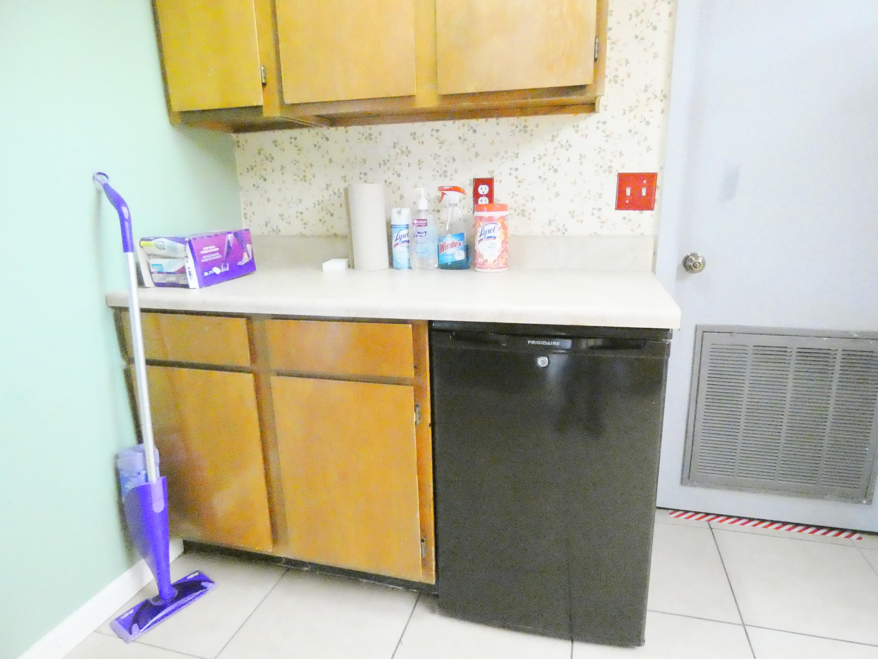 TANGLEWOOD S/D 1ST ADDN - Residential