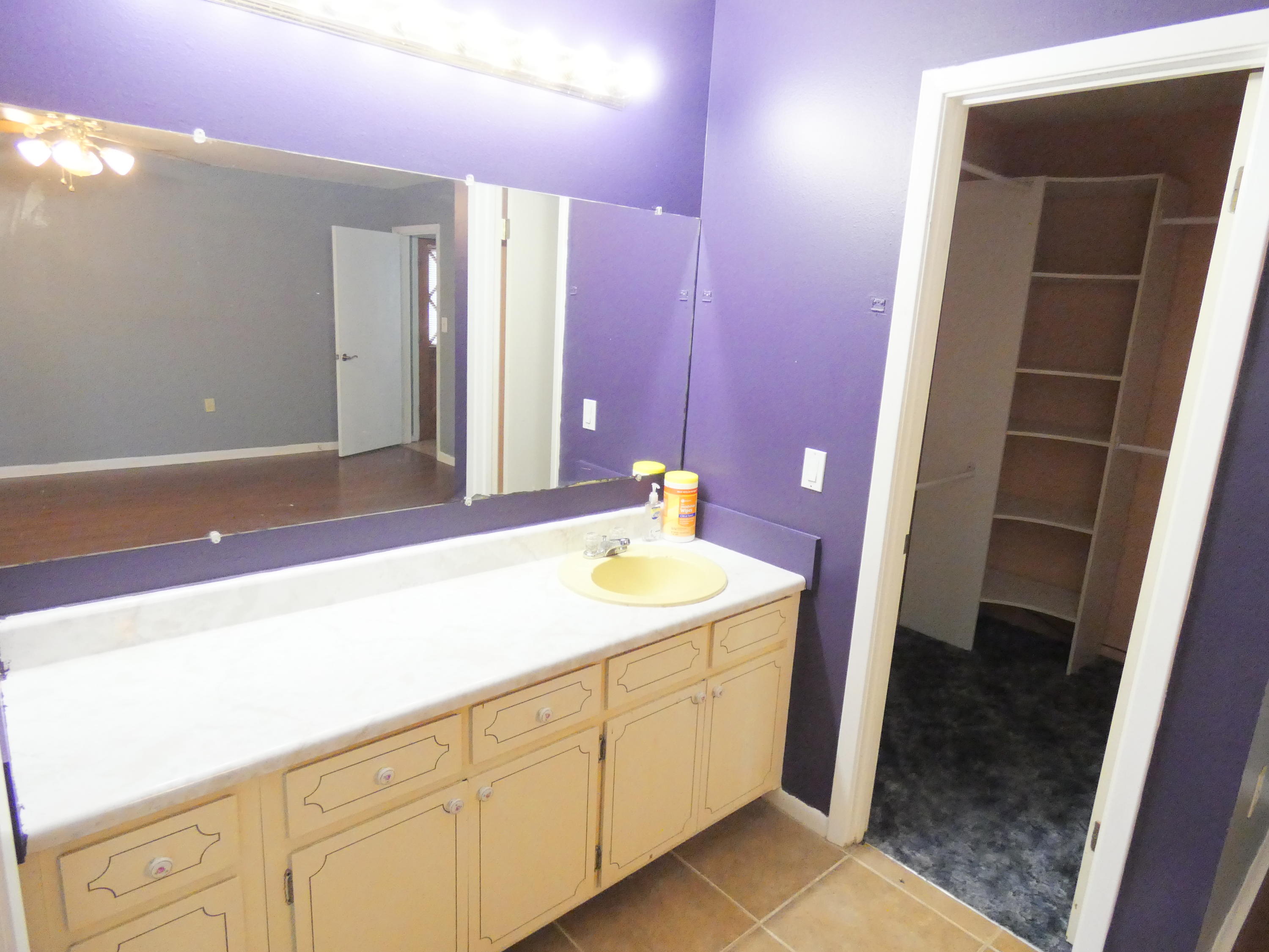 TANGLEWOOD S/D 1ST ADDN - Residential