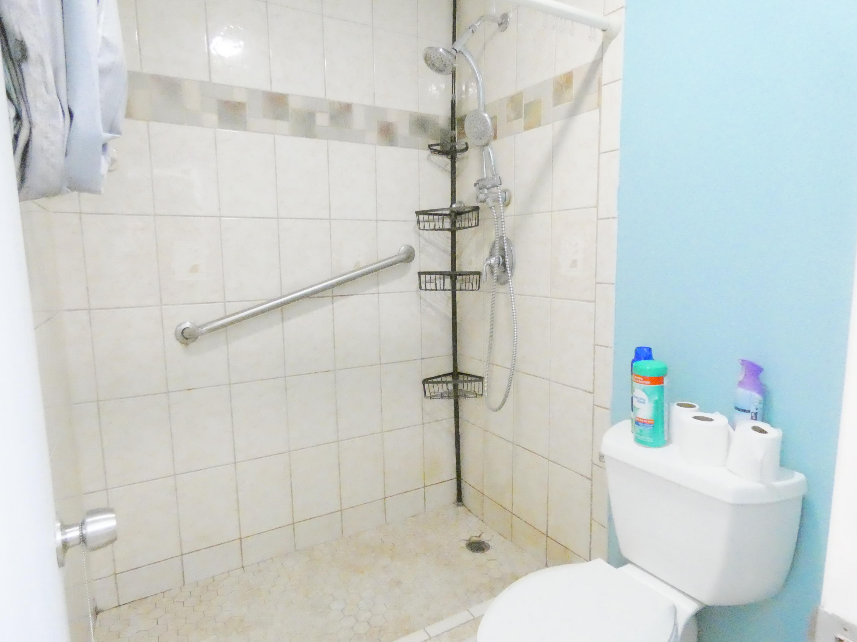 TANGLEWOOD S/D 1ST ADDN - Residential