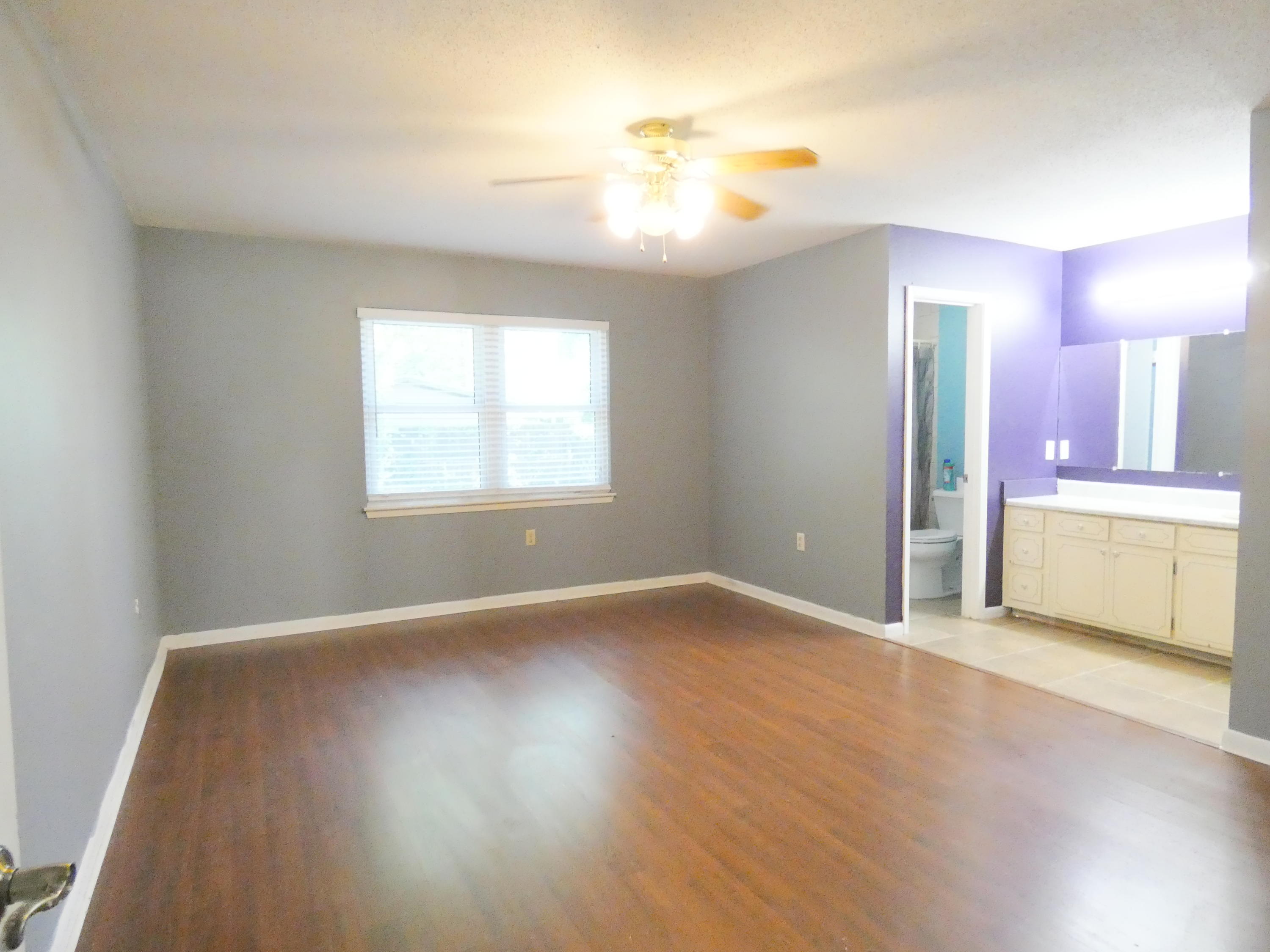 TANGLEWOOD S/D 1ST ADDN - Residential