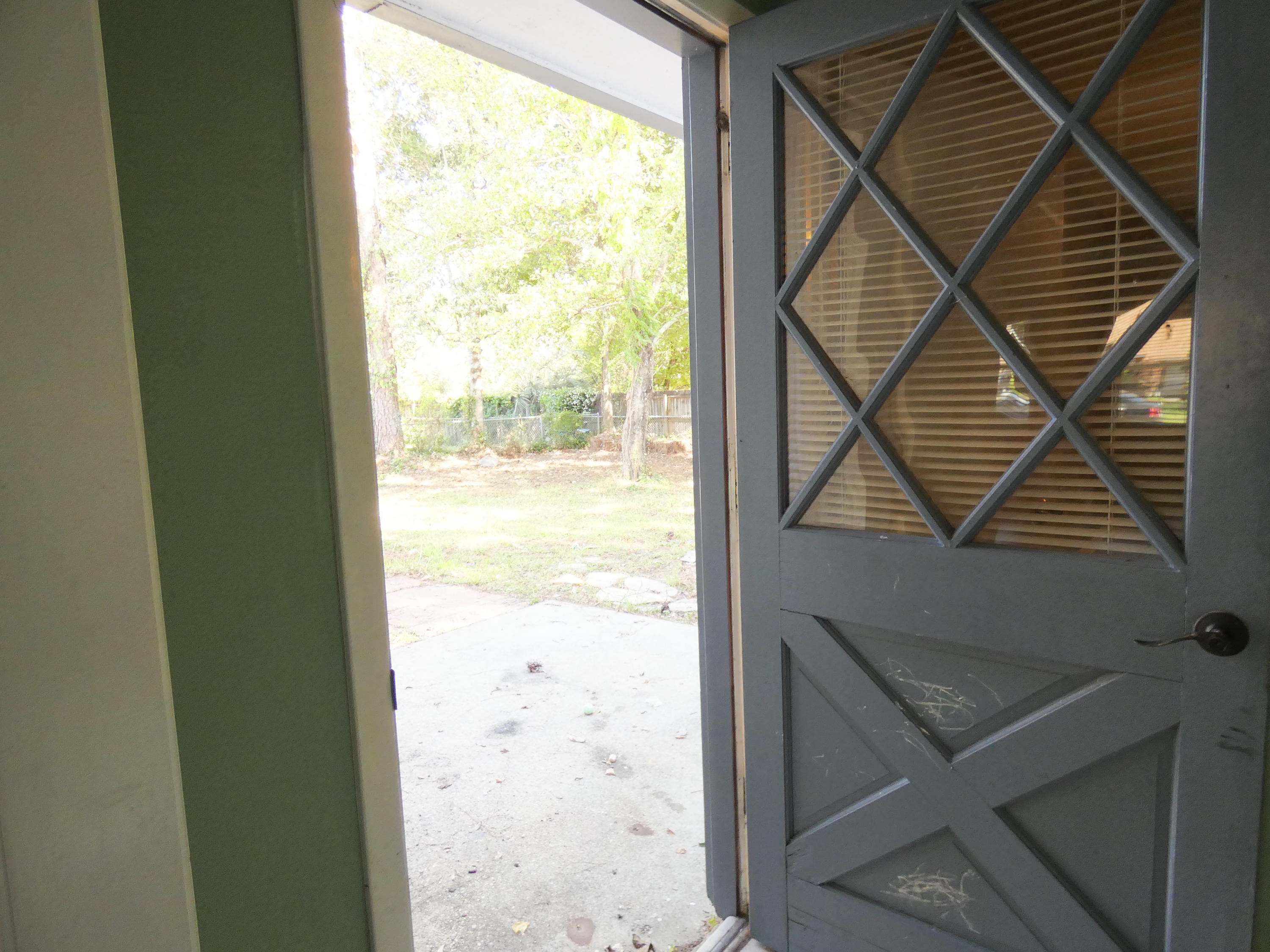 TANGLEWOOD S/D 1ST ADDN - Residential