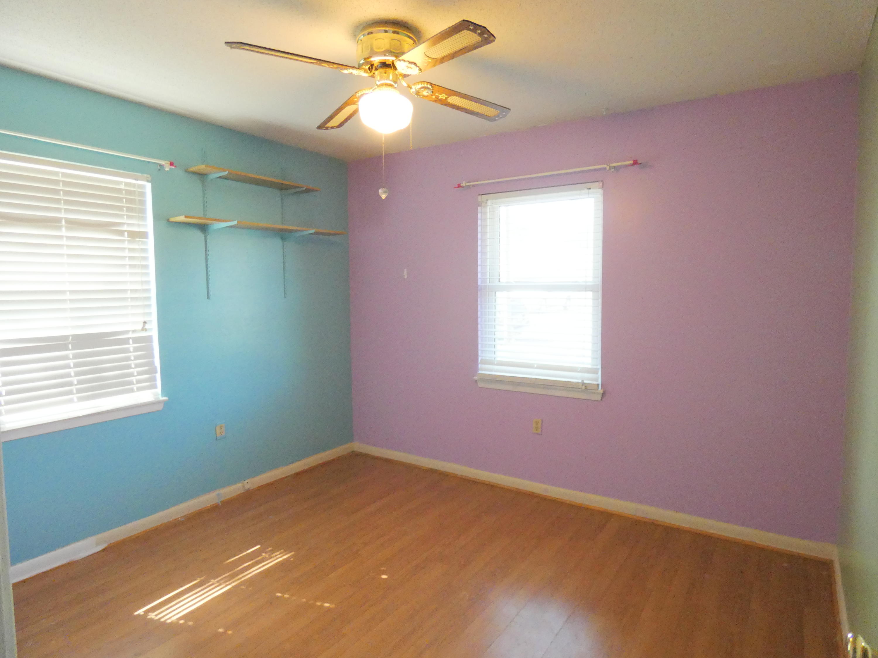 TANGLEWOOD S/D 1ST ADDN - Residential