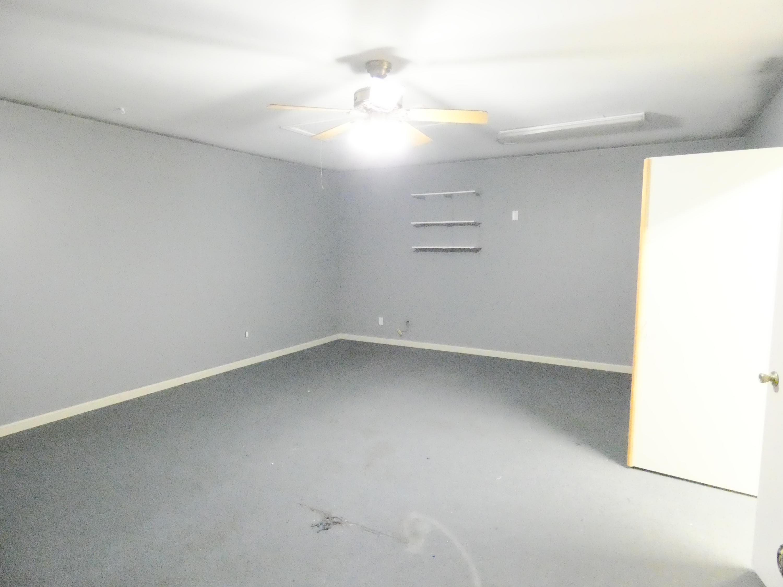 TANGLEWOOD S/D 1ST ADDN - Residential