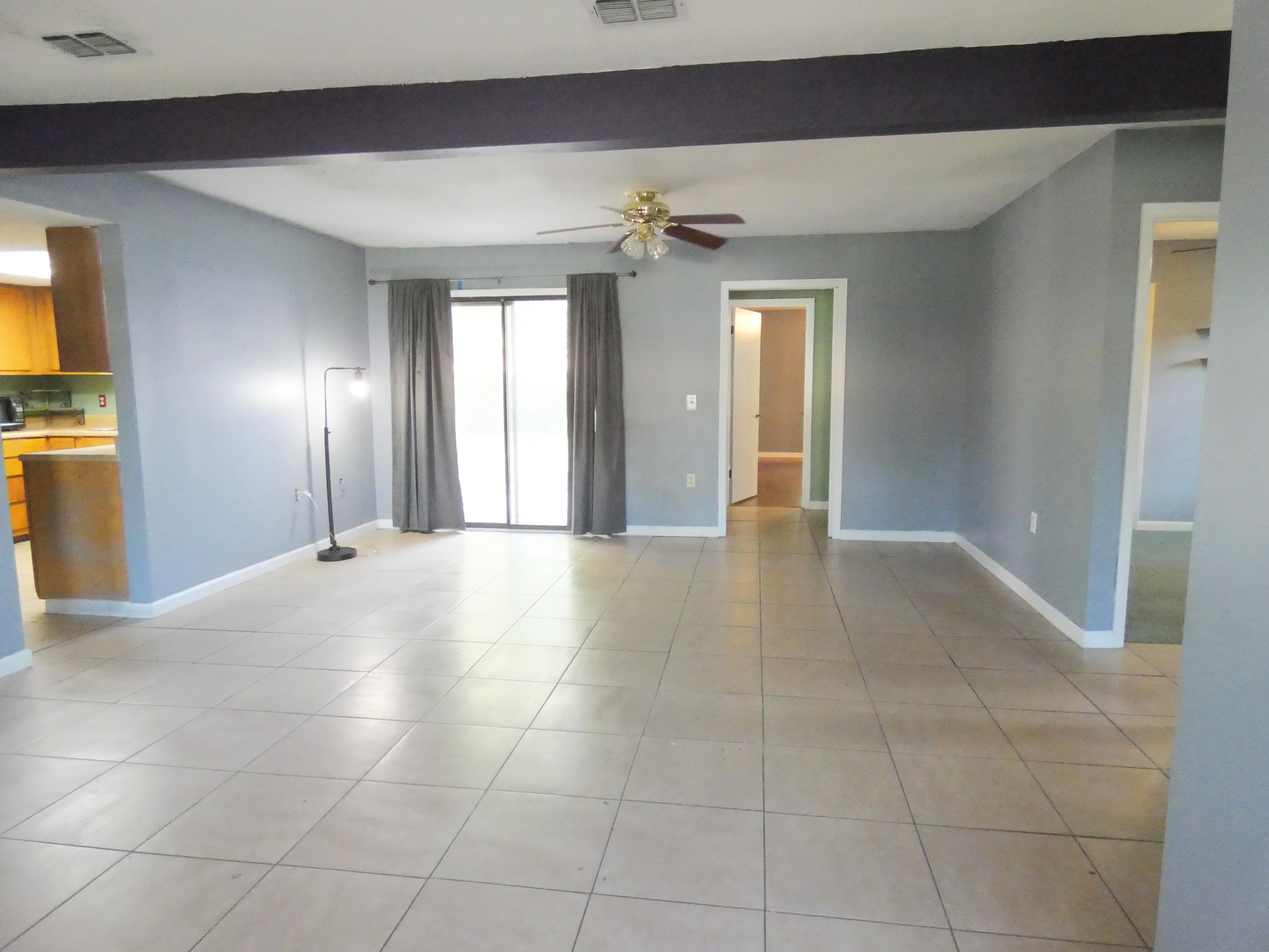 TANGLEWOOD S/D 1ST ADDN - Residential