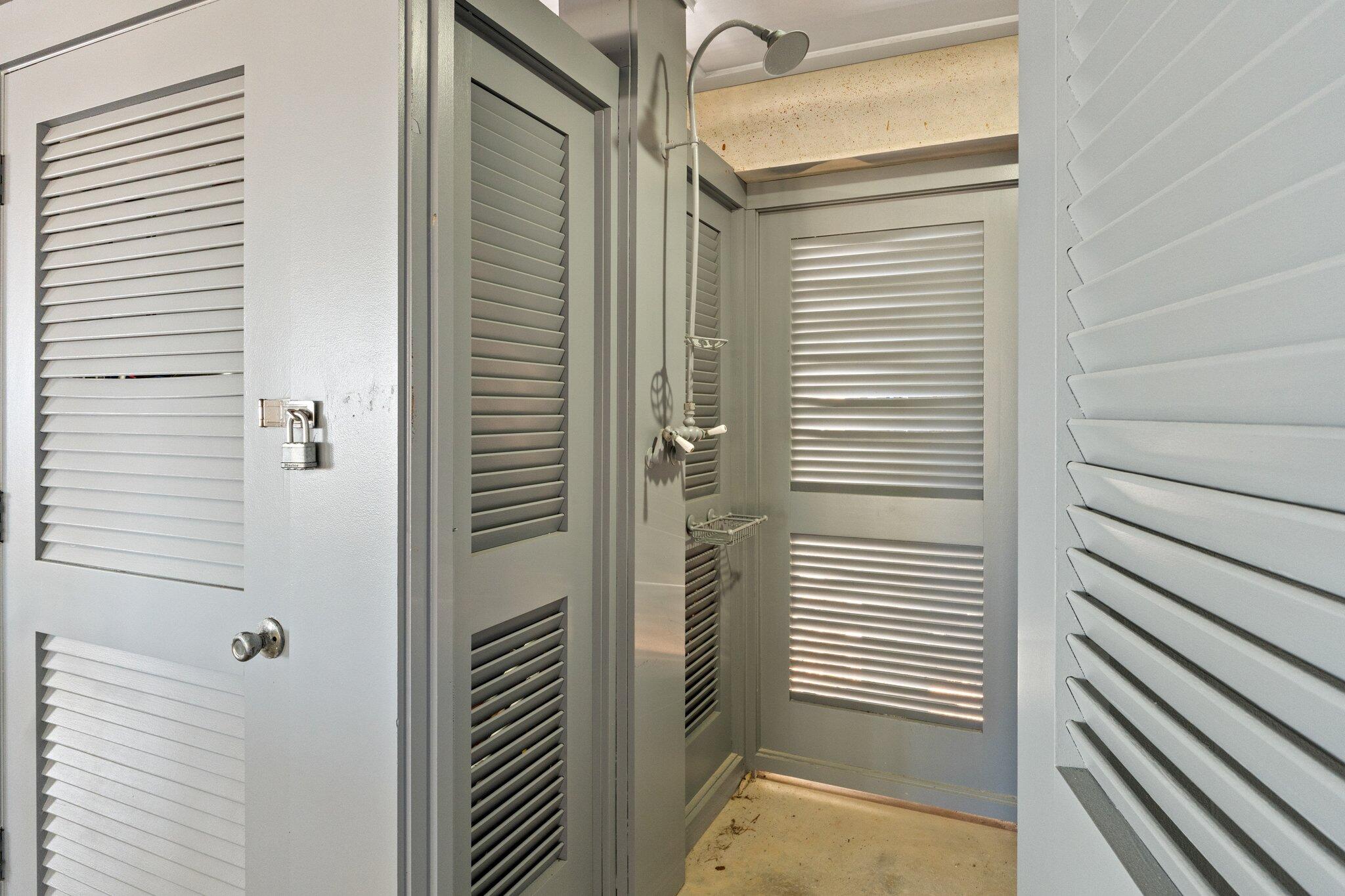 GRAYTON BEACH - Residential
