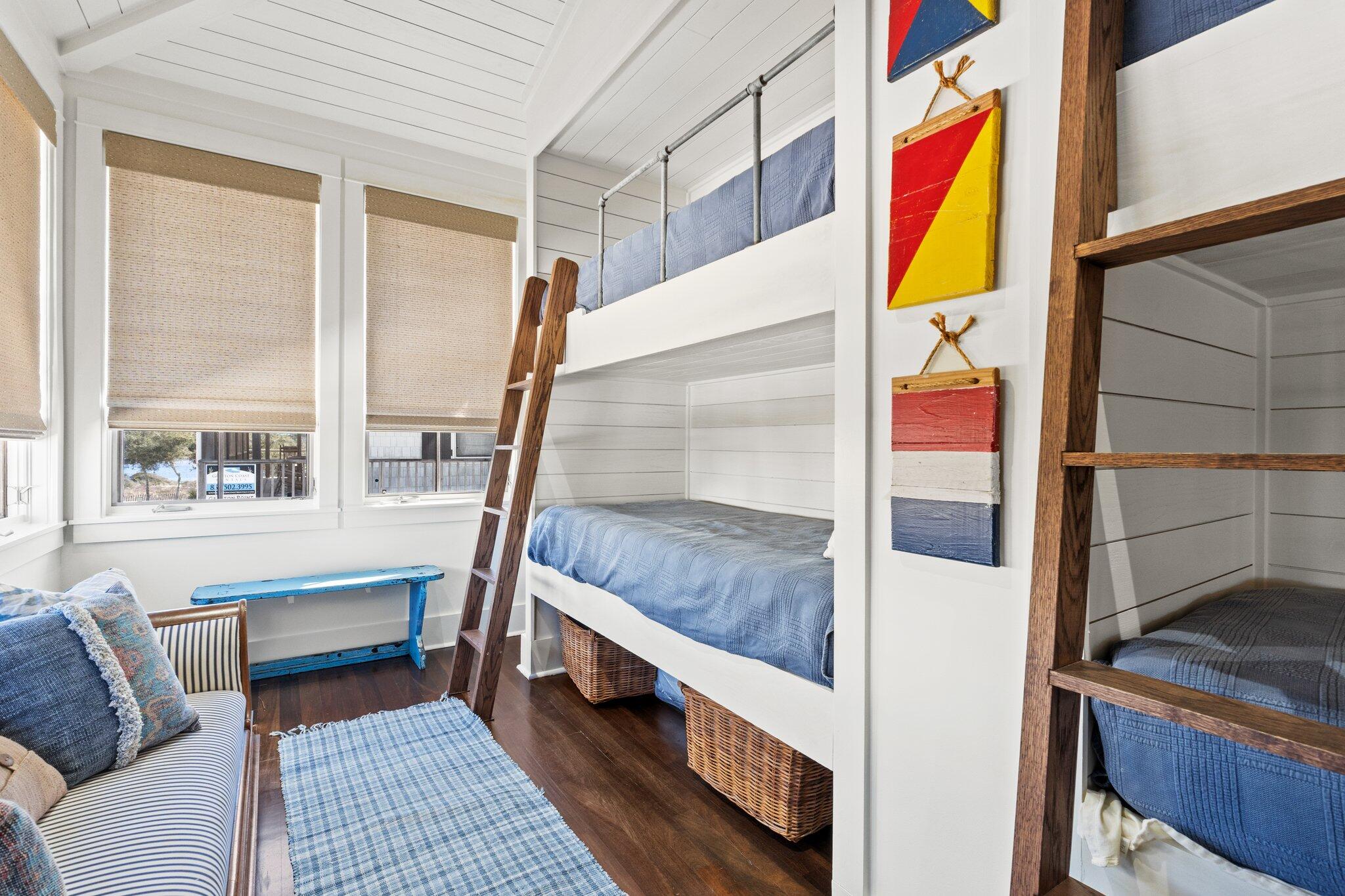 GRAYTON BEACH - Residential