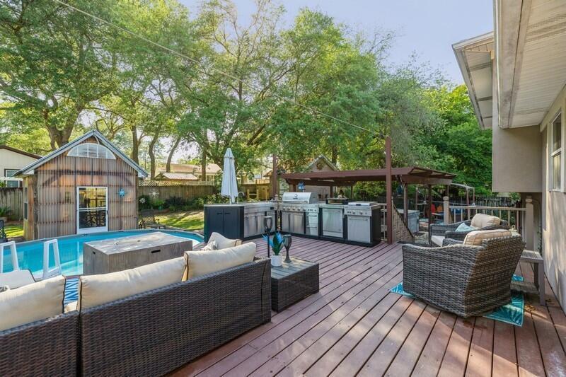 CREEKSIDE 2 - Residential Lease