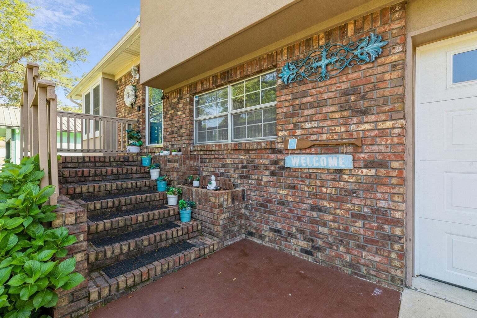 CREEKSIDE 2 - Residential Lease