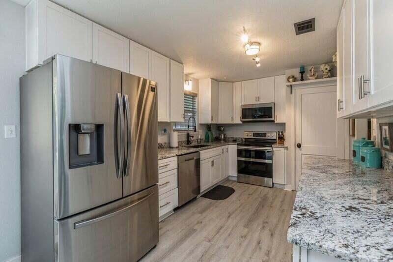 CREEKSIDE 2 - Residential Lease