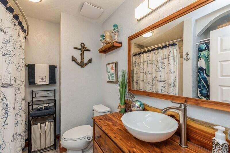 CREEKSIDE 2 - Residential Lease