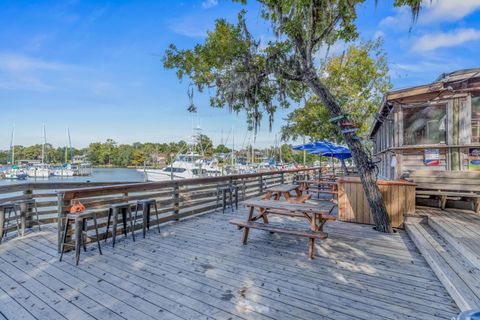 A home in Niceville