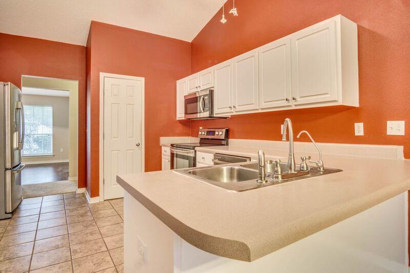 WATERSTONE - Residential