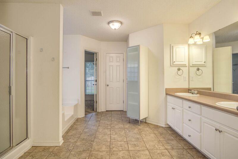 WATERSTONE - Residential