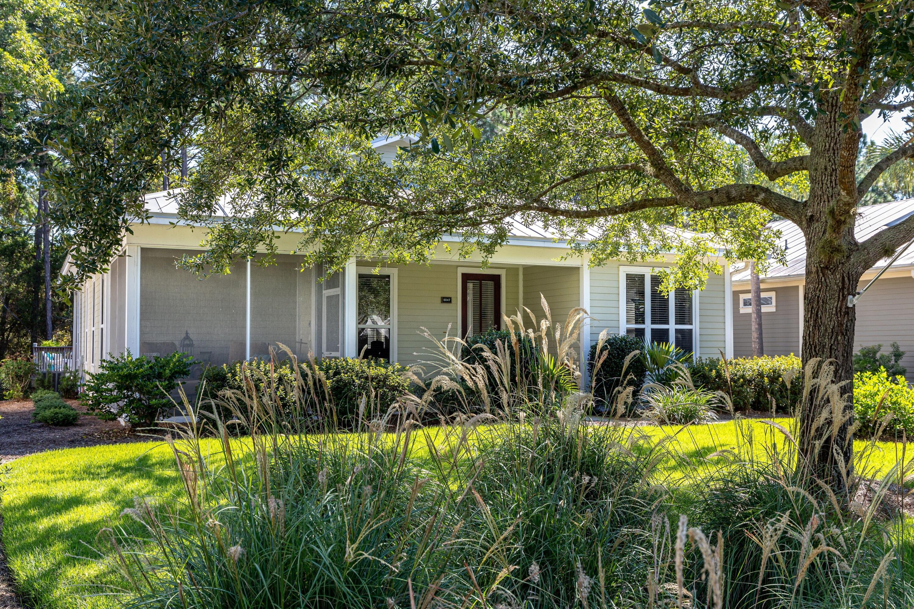 CRYSTAL LAKE AT SANDESTIN - Residential