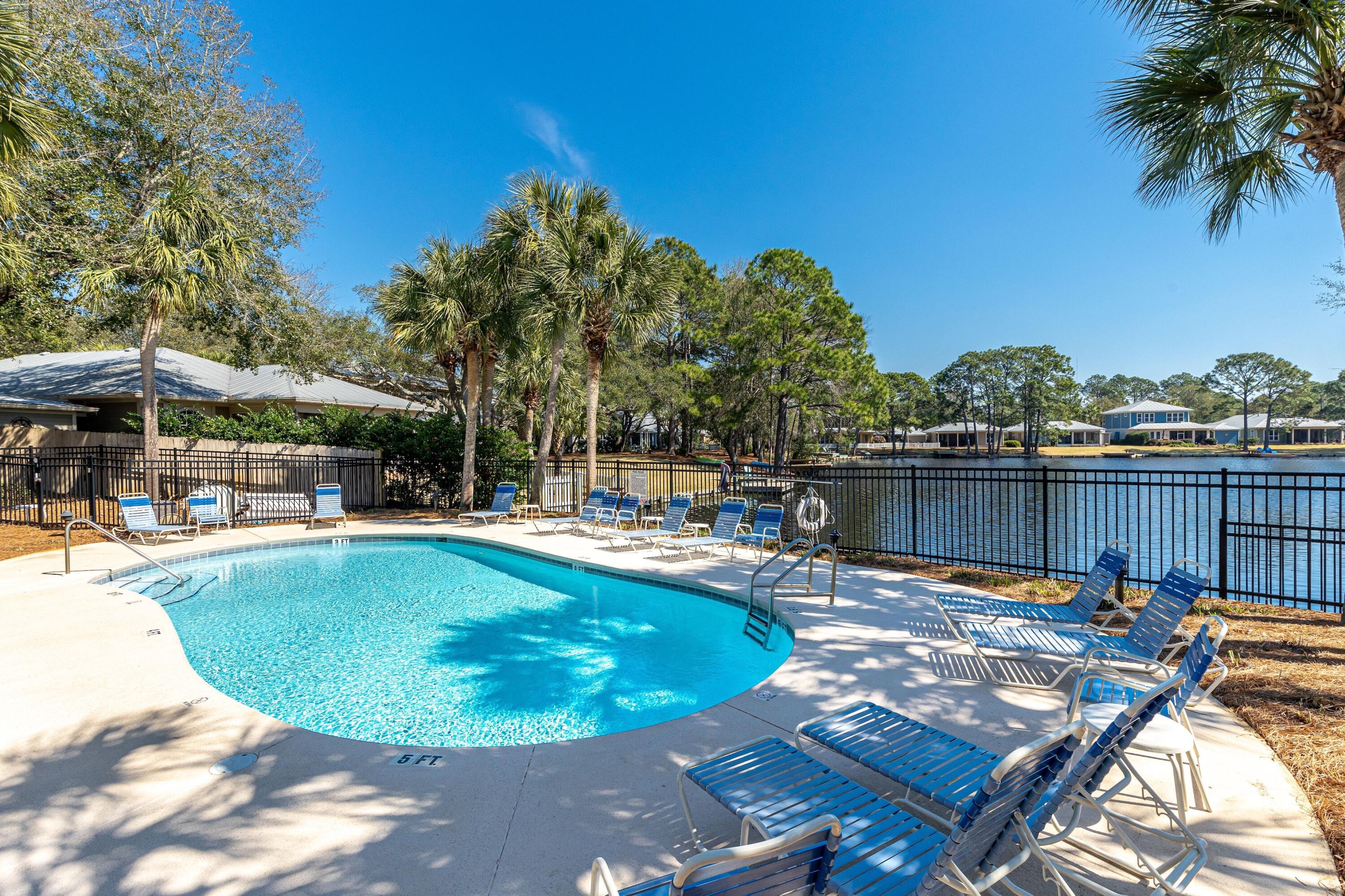 CRYSTAL LAKE AT SANDESTIN - Residential