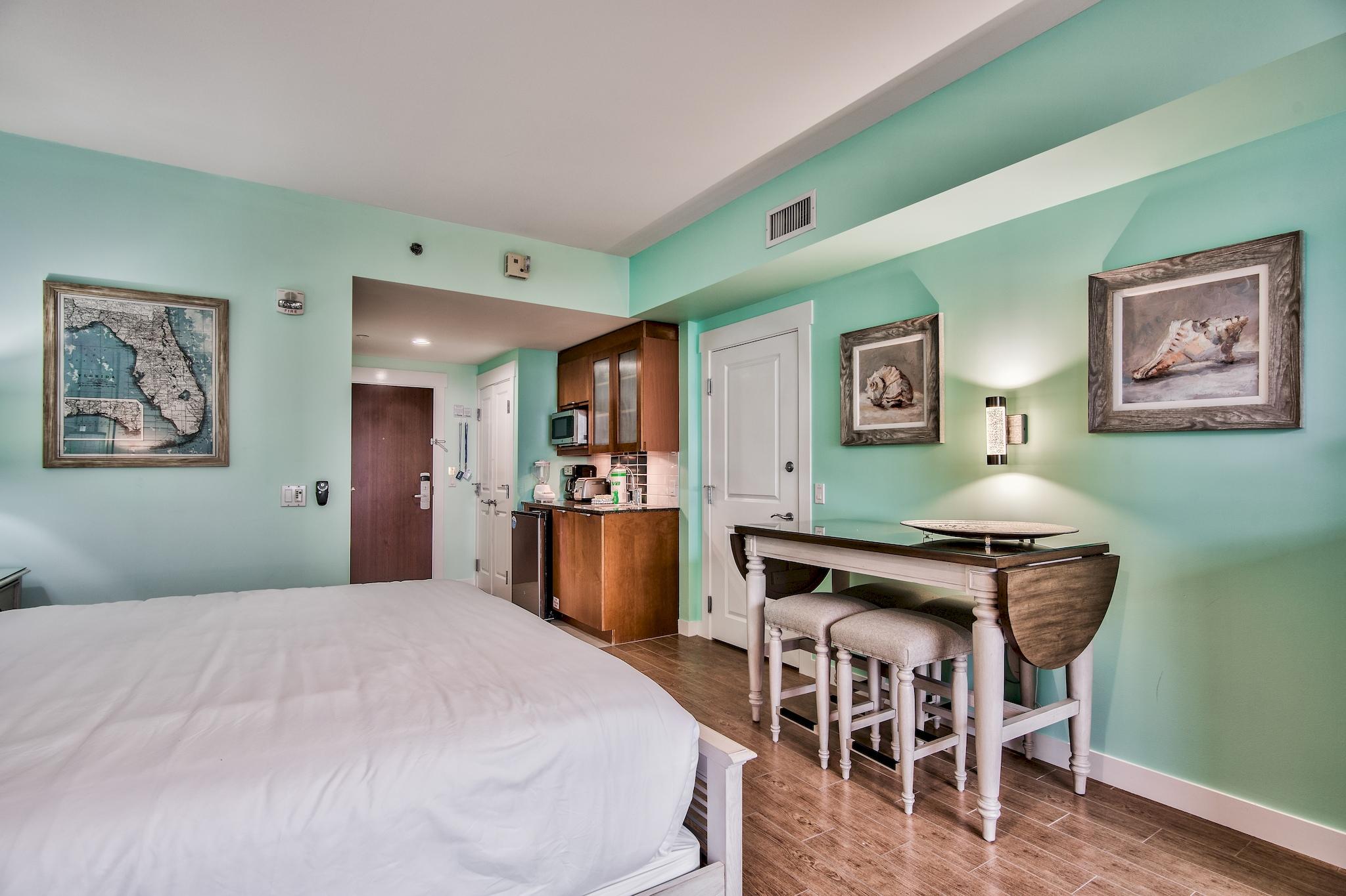 BAHIA CONDO - Residential