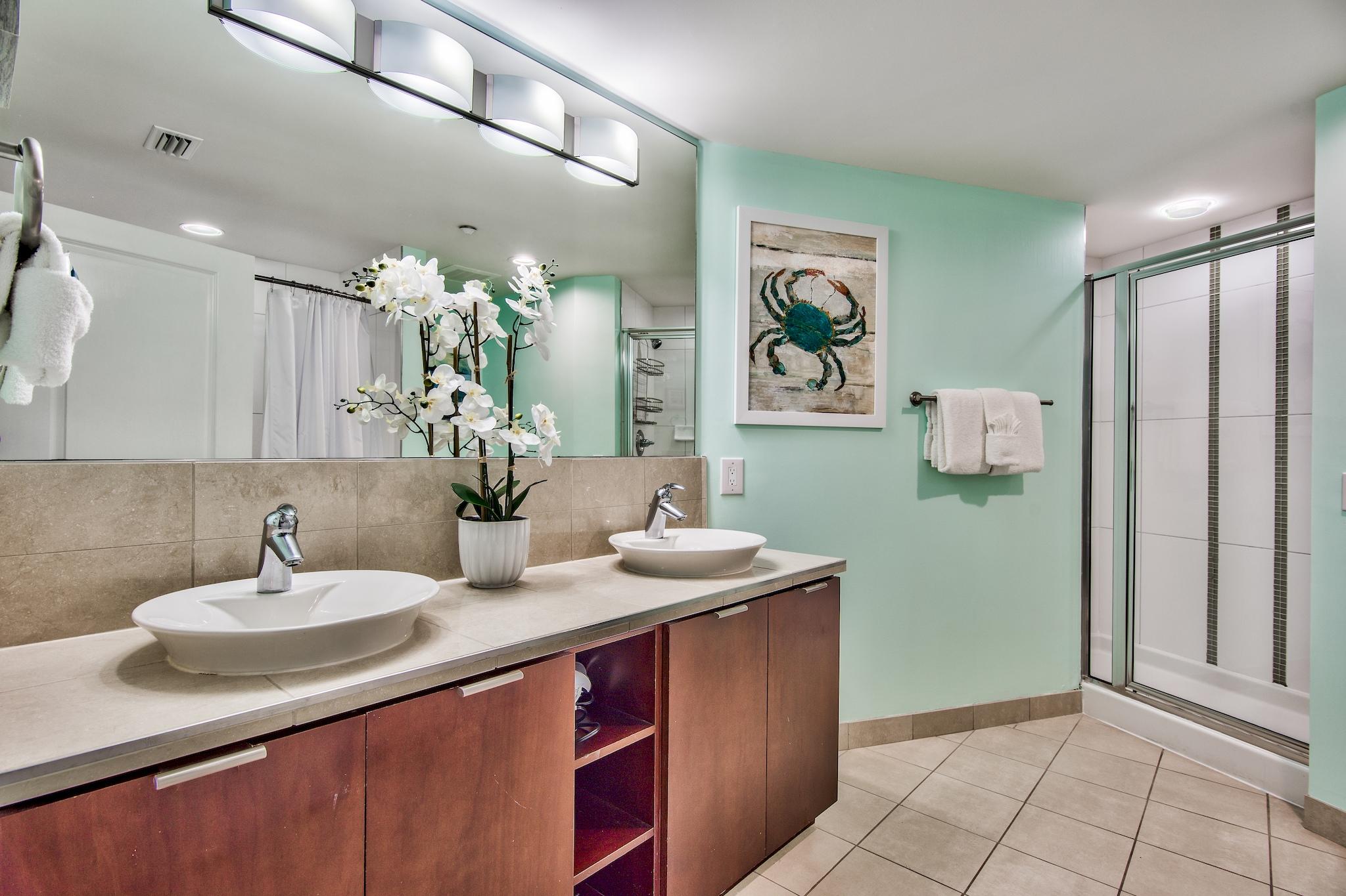BAHIA CONDO - Residential