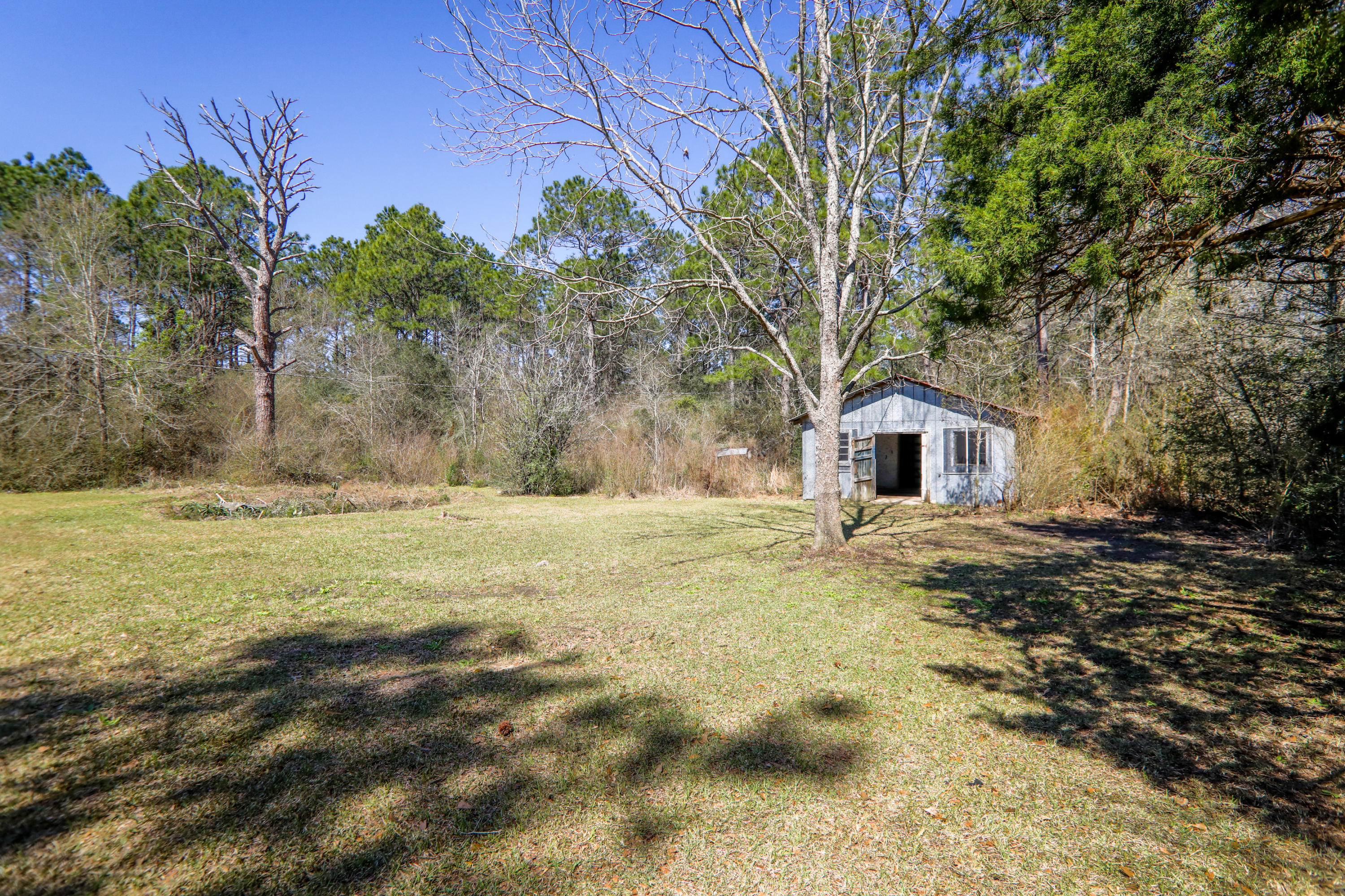 DEFUNIAK SPRINGS - Residential