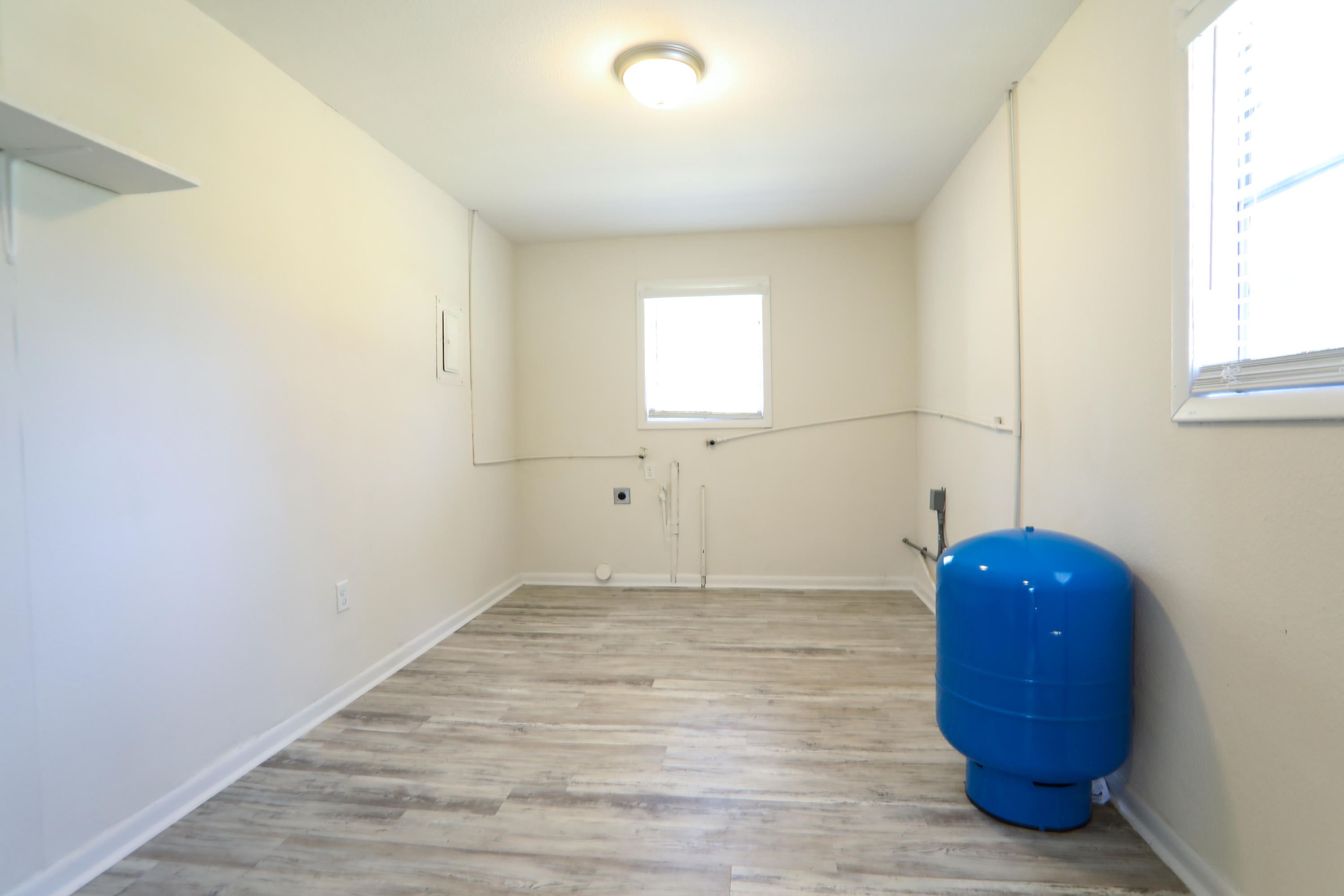 DEFUNIAK SPRINGS - Residential