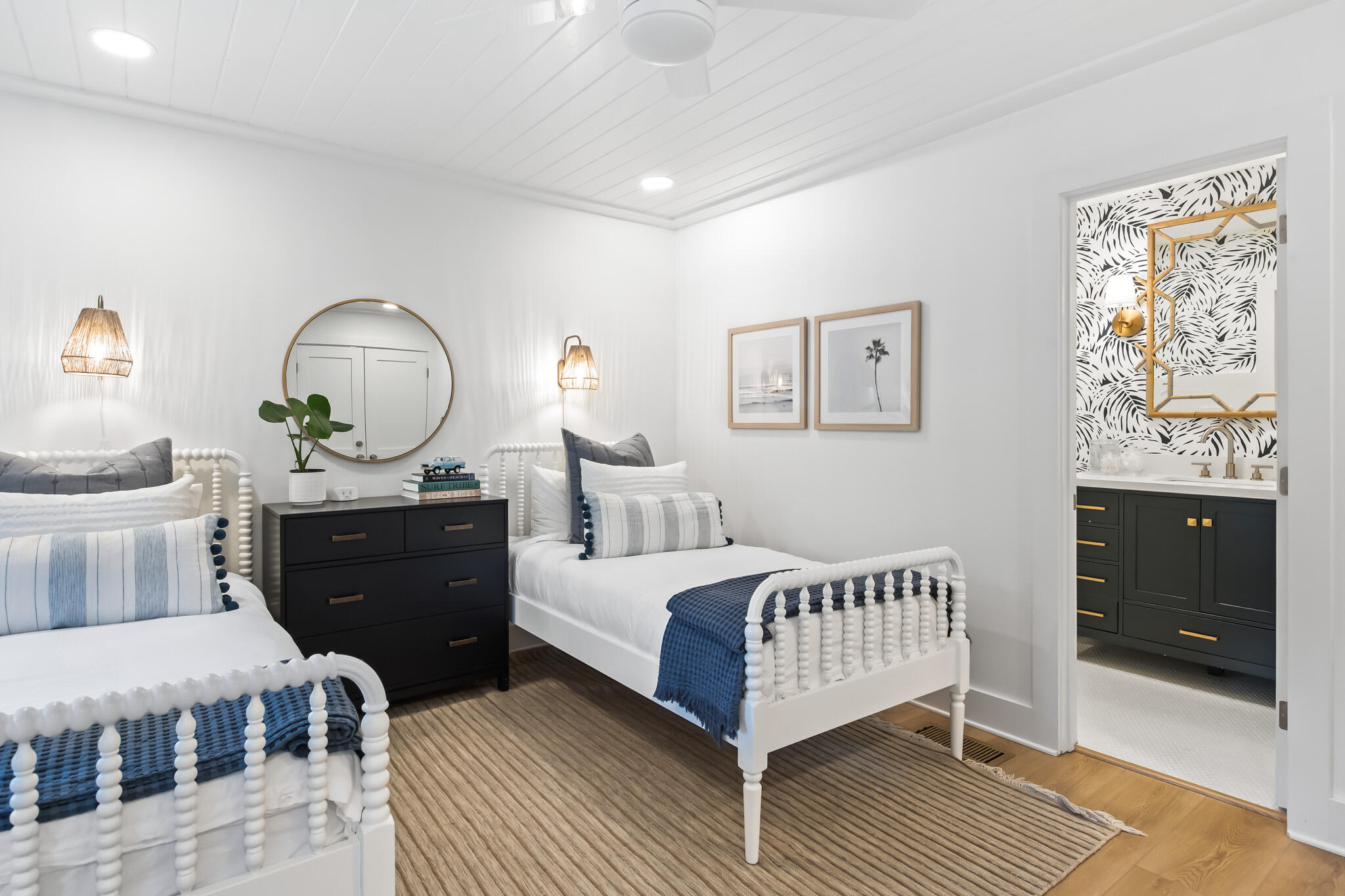 LAKEWOOD OF SEAGROVE BEACH - Residential