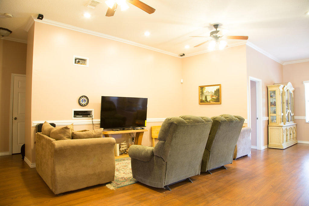 KENNEDY LAKES - Residential