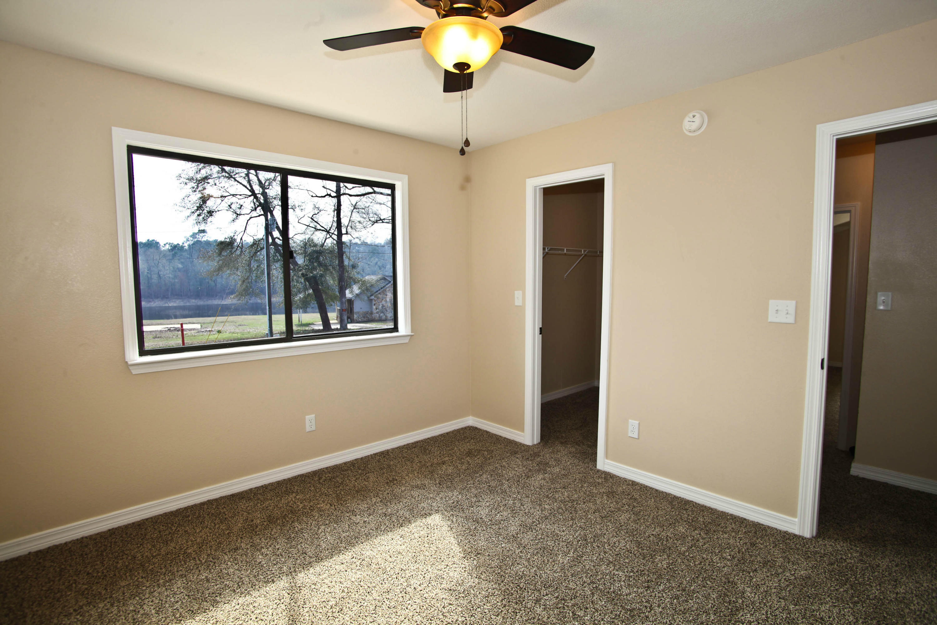 HOLLY HILLS - Residential