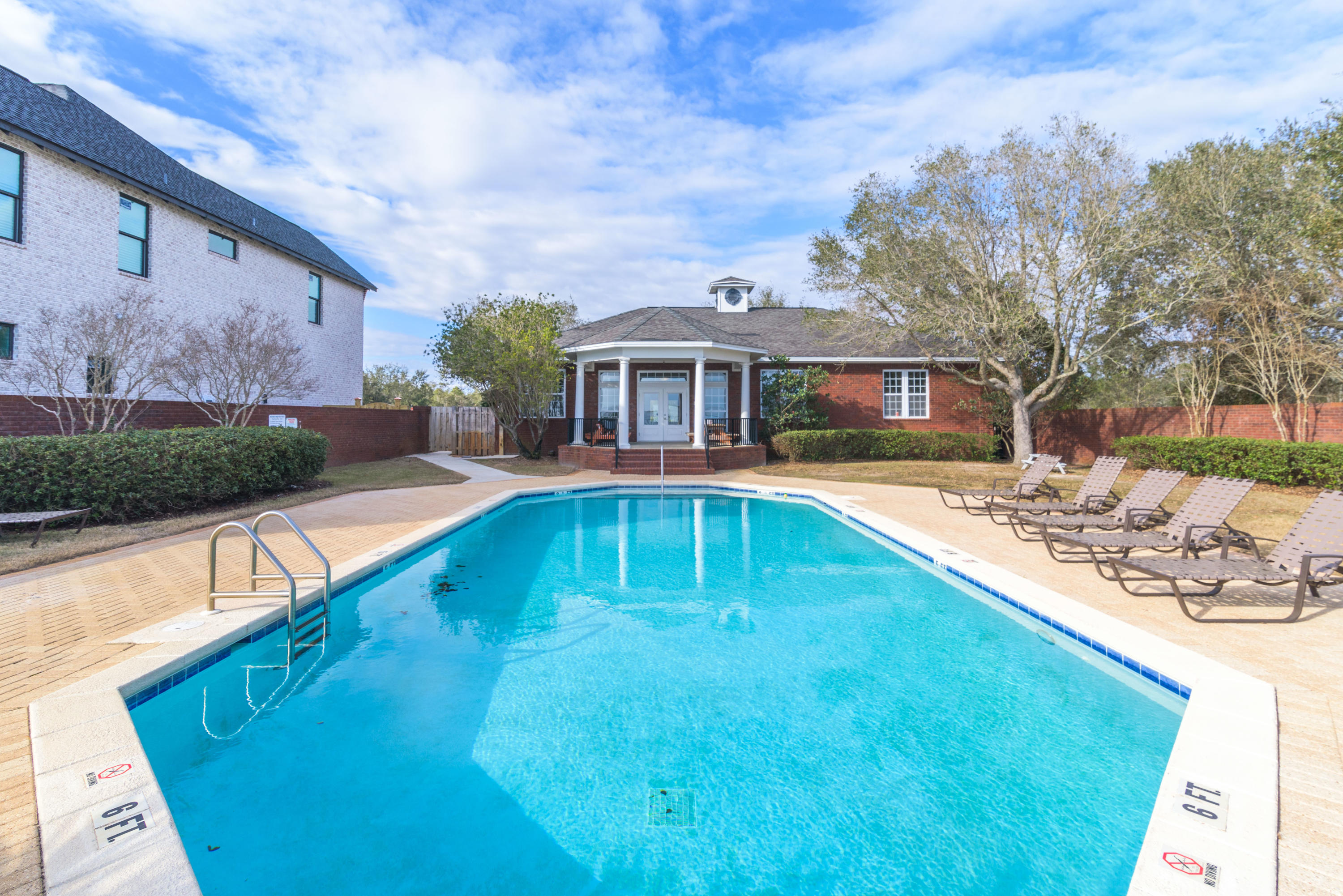 HERITAGE PARK - Residential