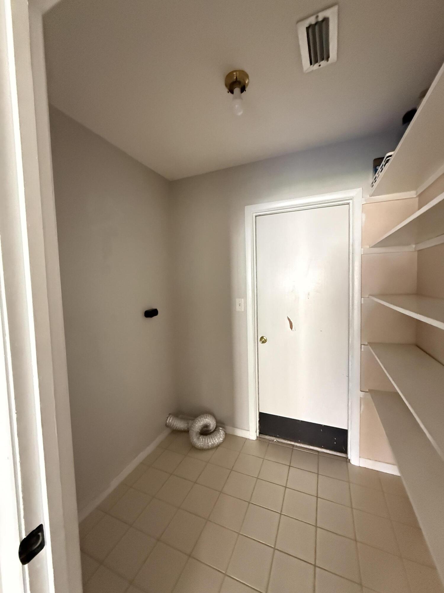 LONGWOOD S/D 3RD ADDN - Residential Lease