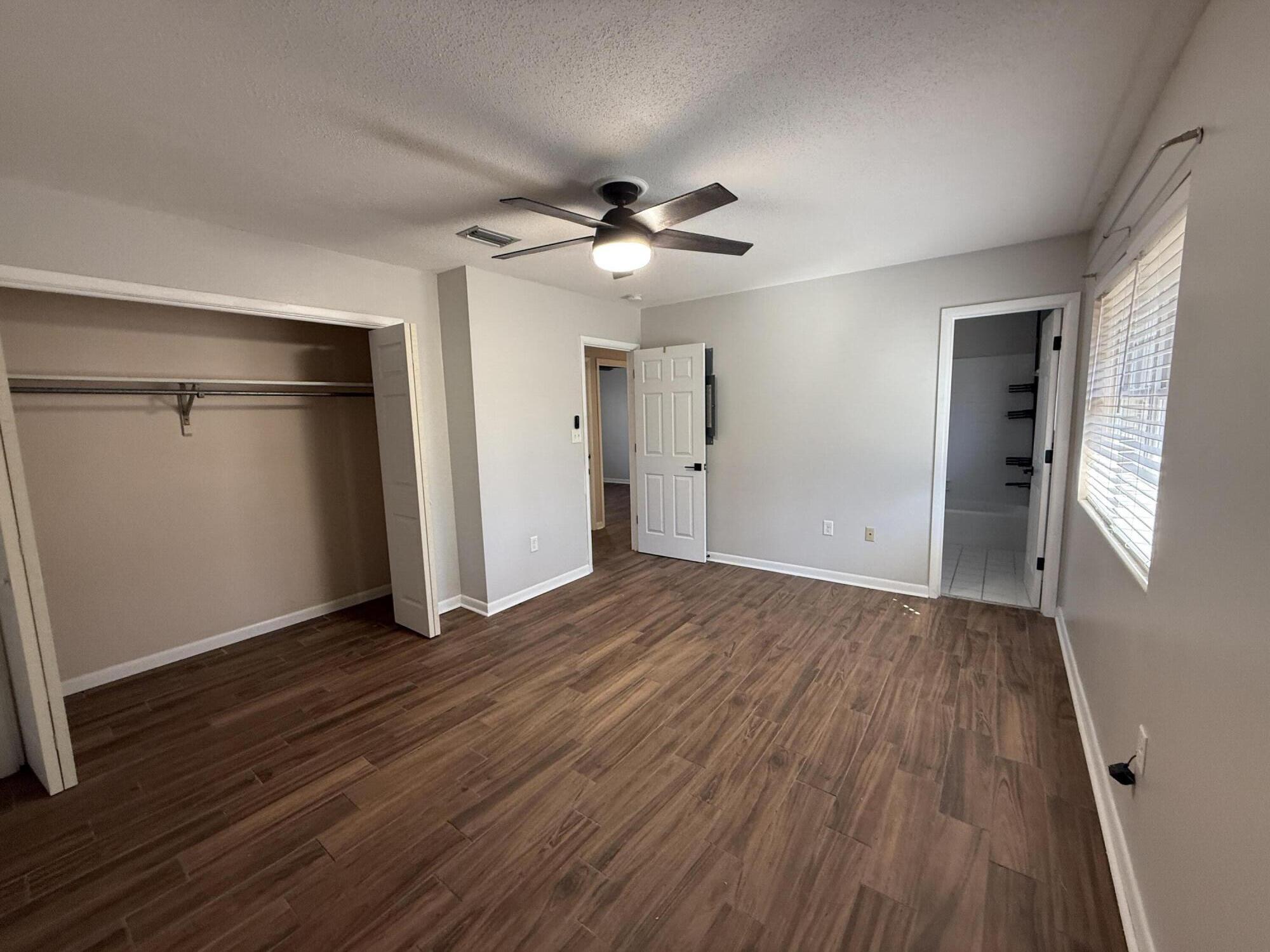 LONGWOOD S/D 3RD ADDN - Residential Lease