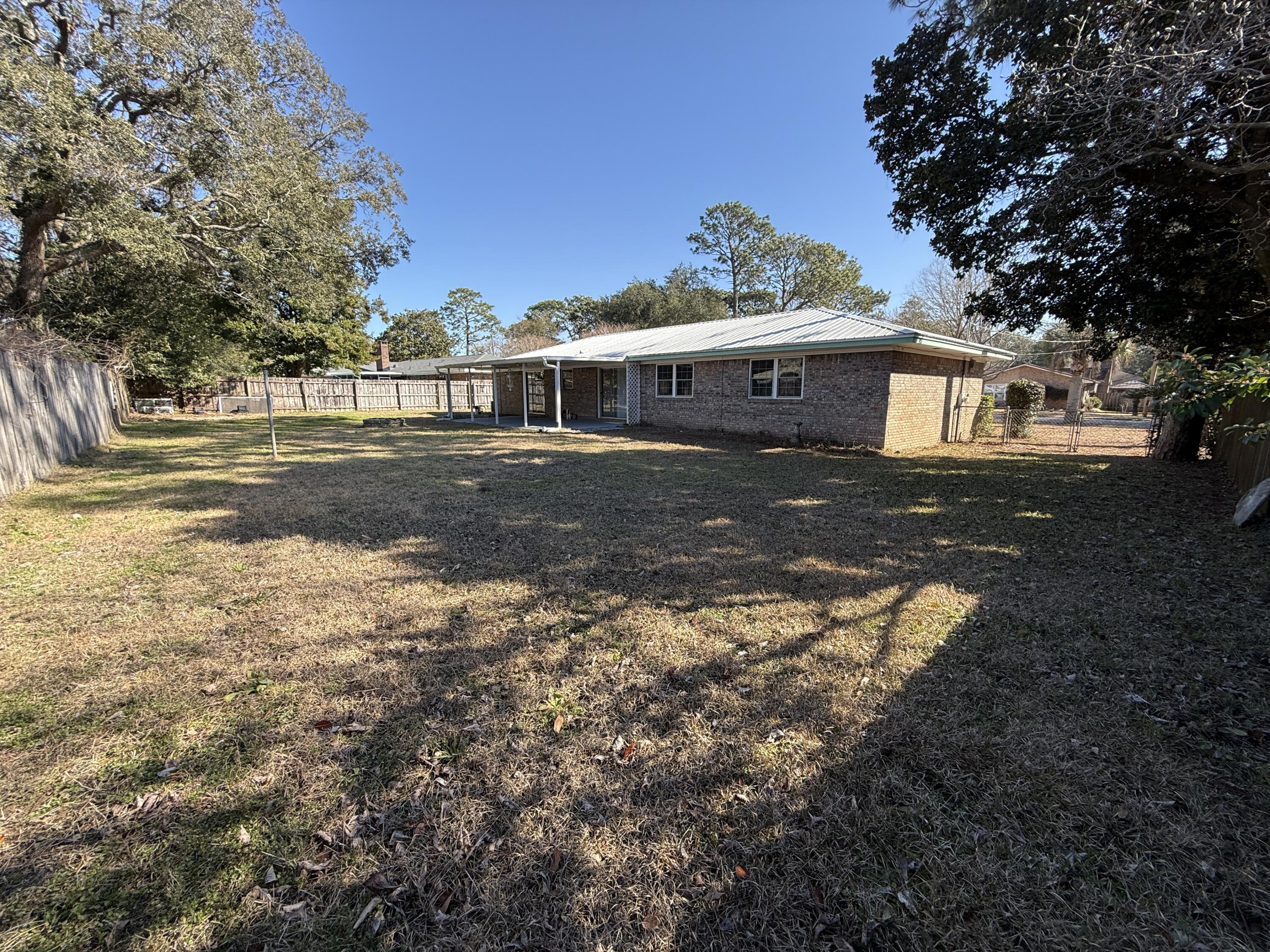 LONGWOOD S/D 3RD ADDN - Residential Lease