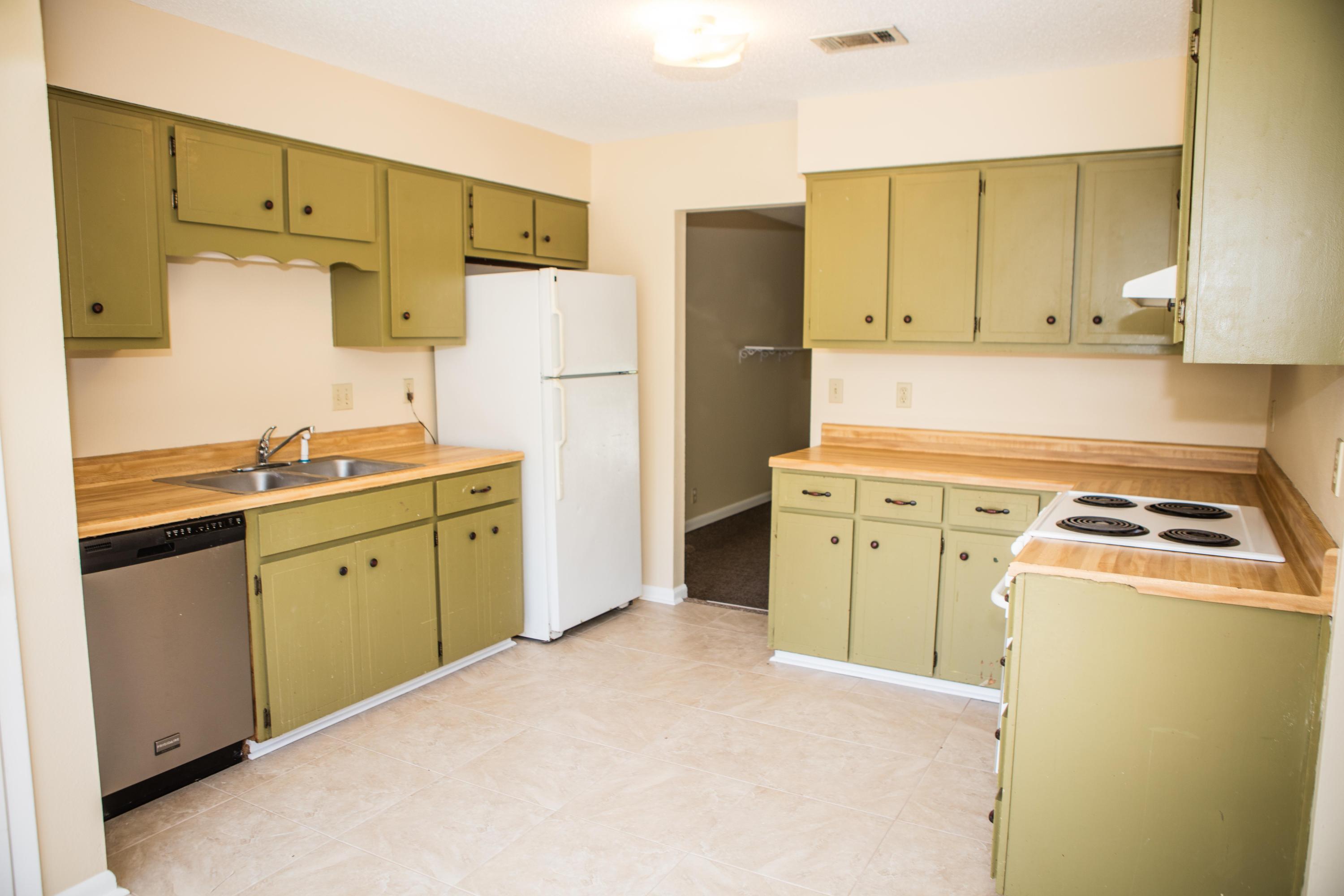 VALPARAISO PINECREST 5 - Residential