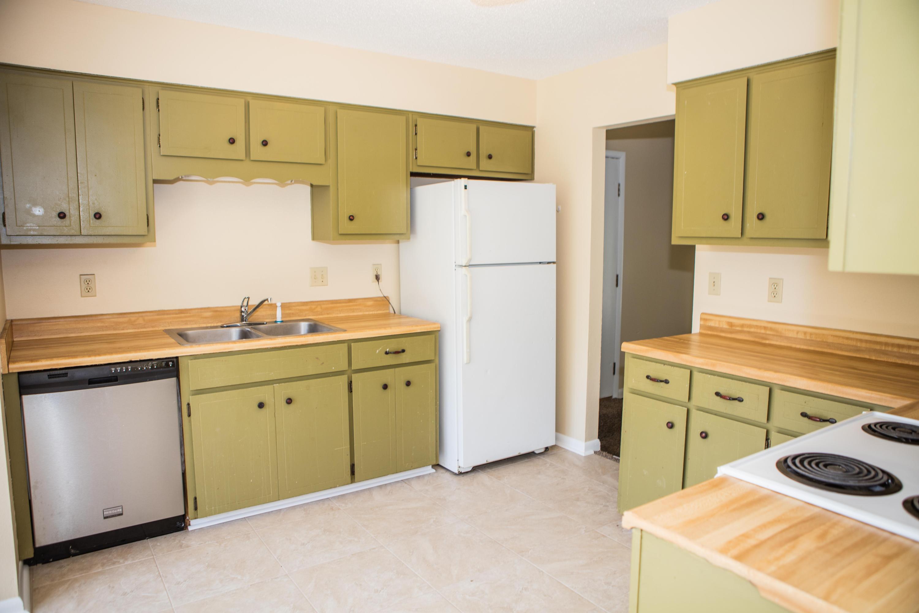 VALPARAISO PINECREST 5 - Residential