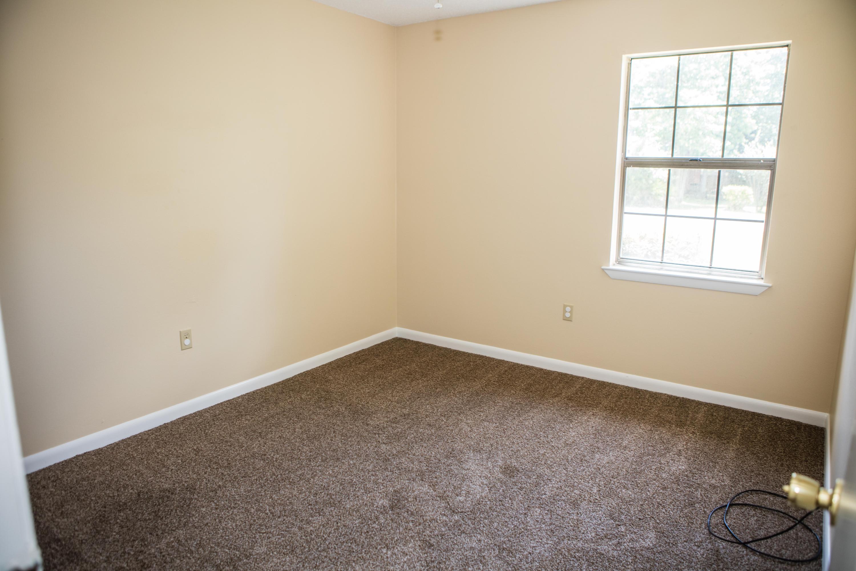 VALPARAISO PINECREST 5 - Residential