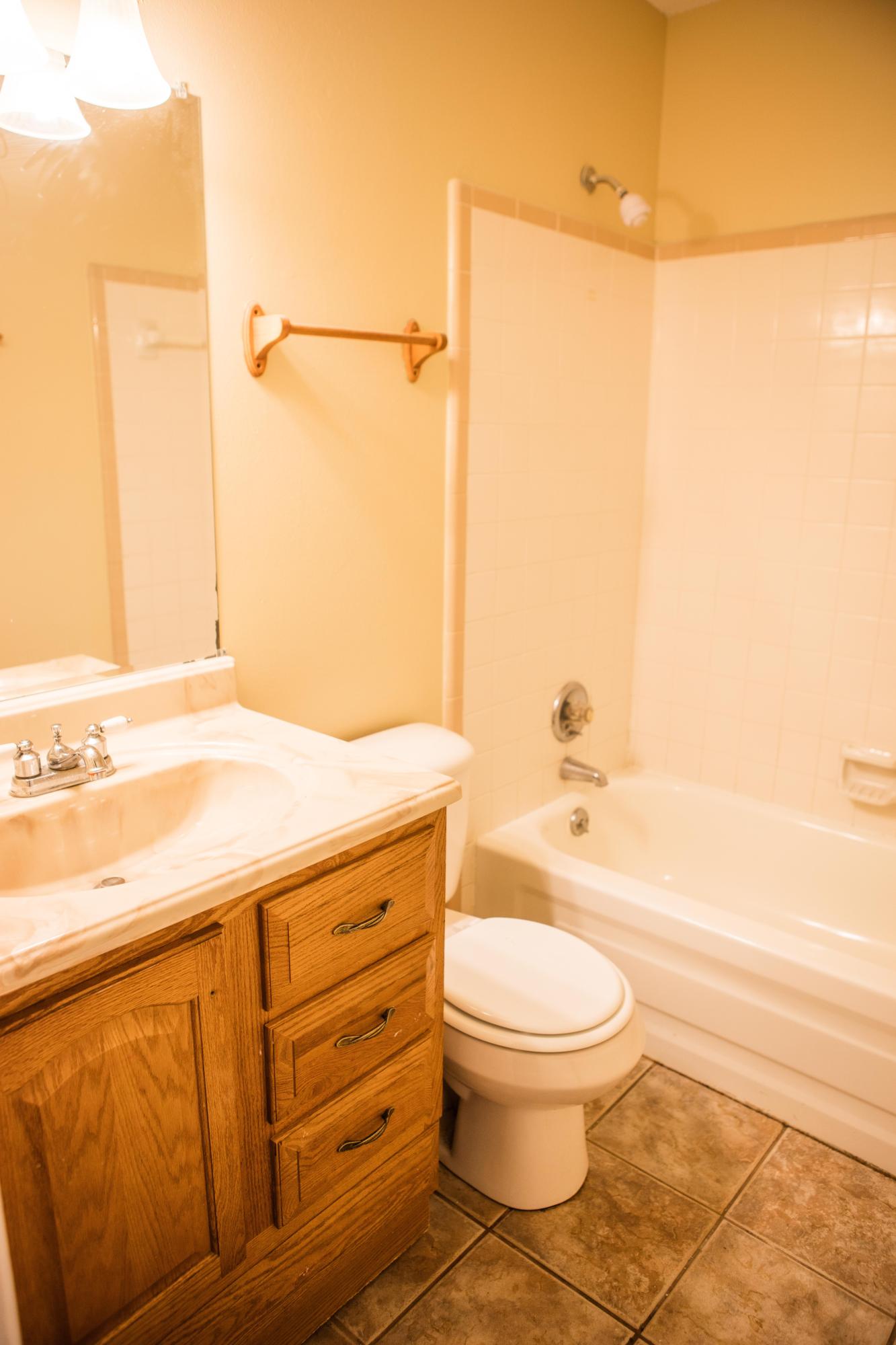 VALPARAISO PINECREST 5 - Residential