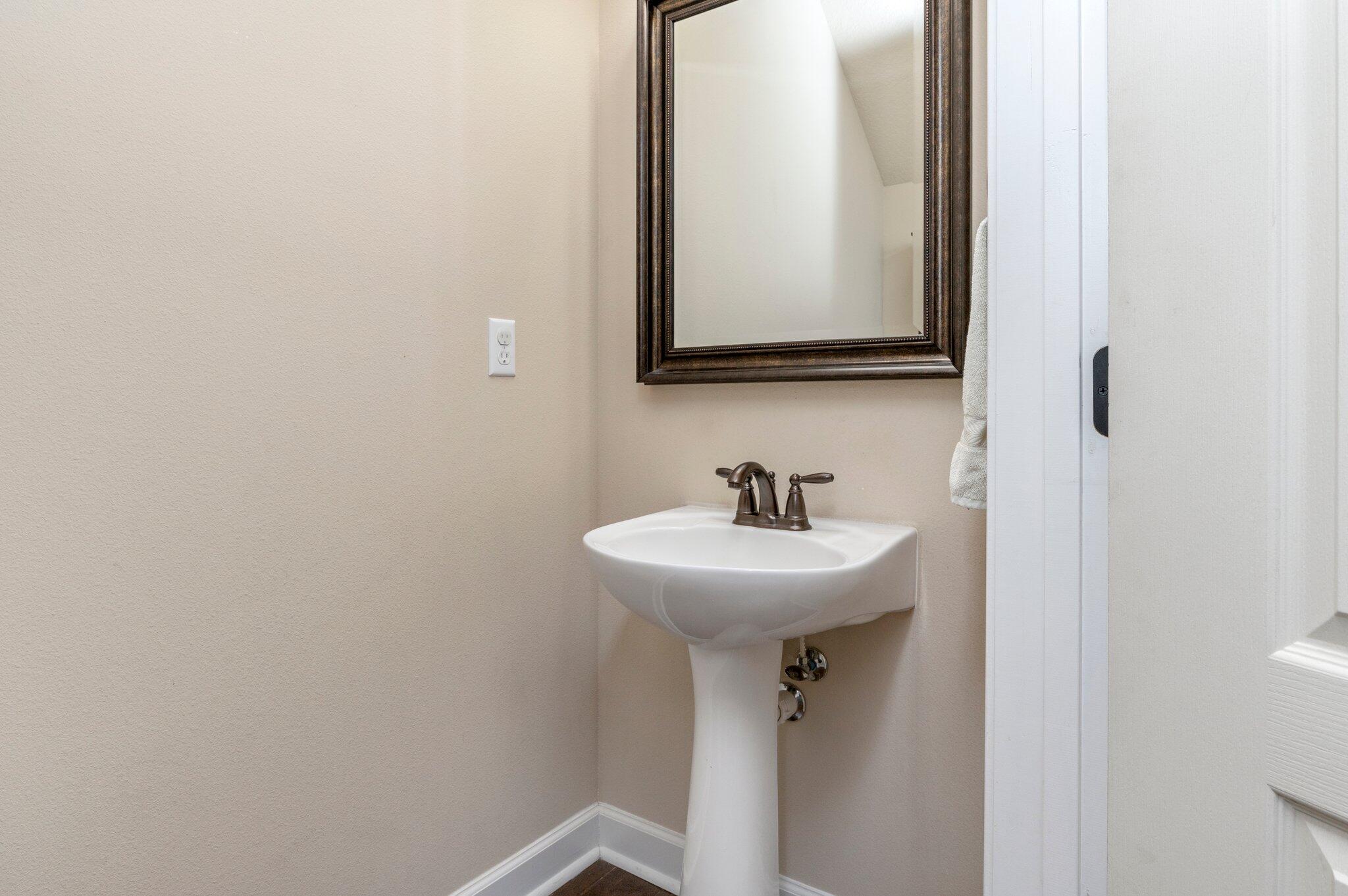 DUGGAN POND ESTATES - Residential