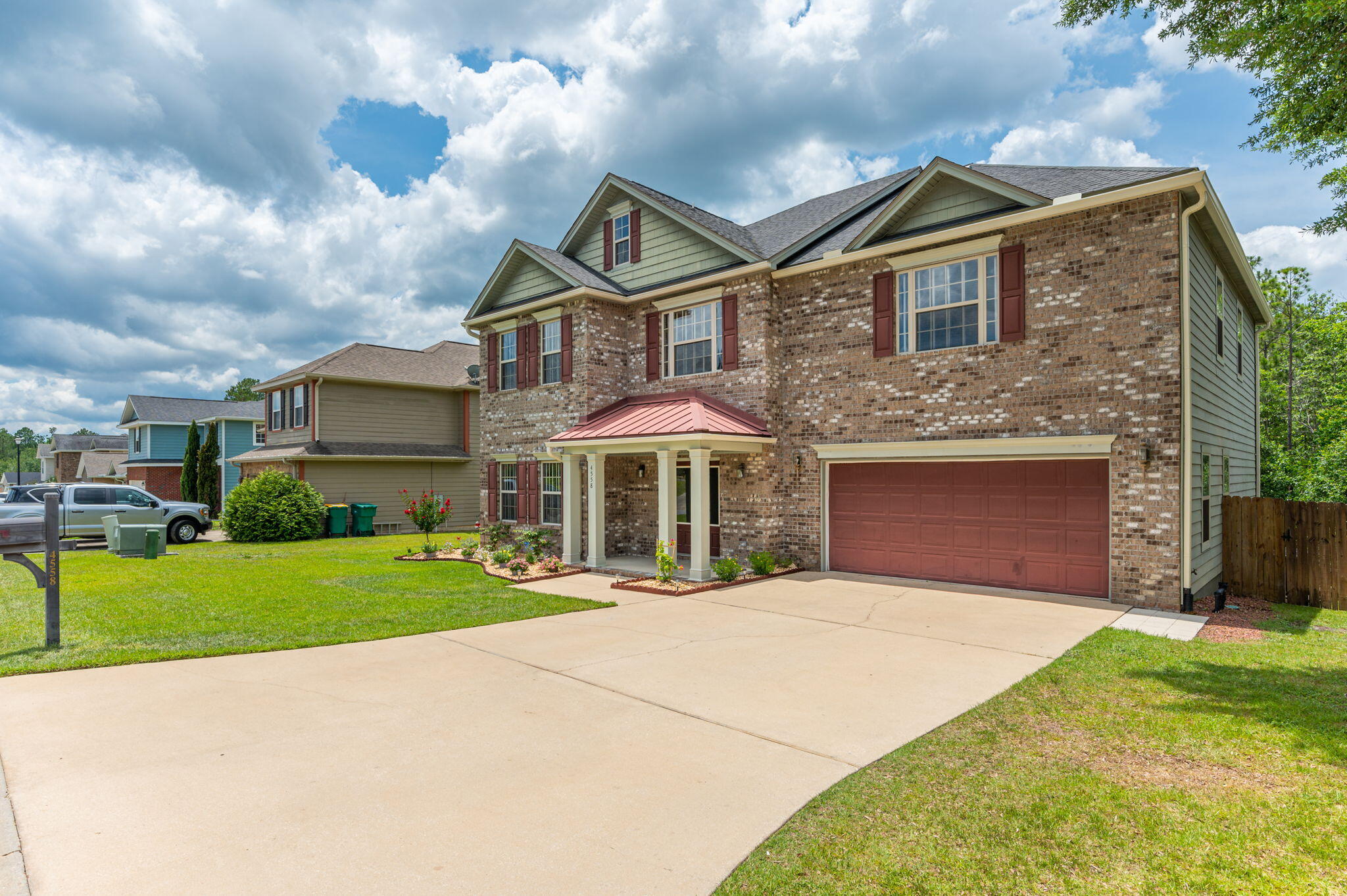 DUGGAN POND ESTATES - Residential