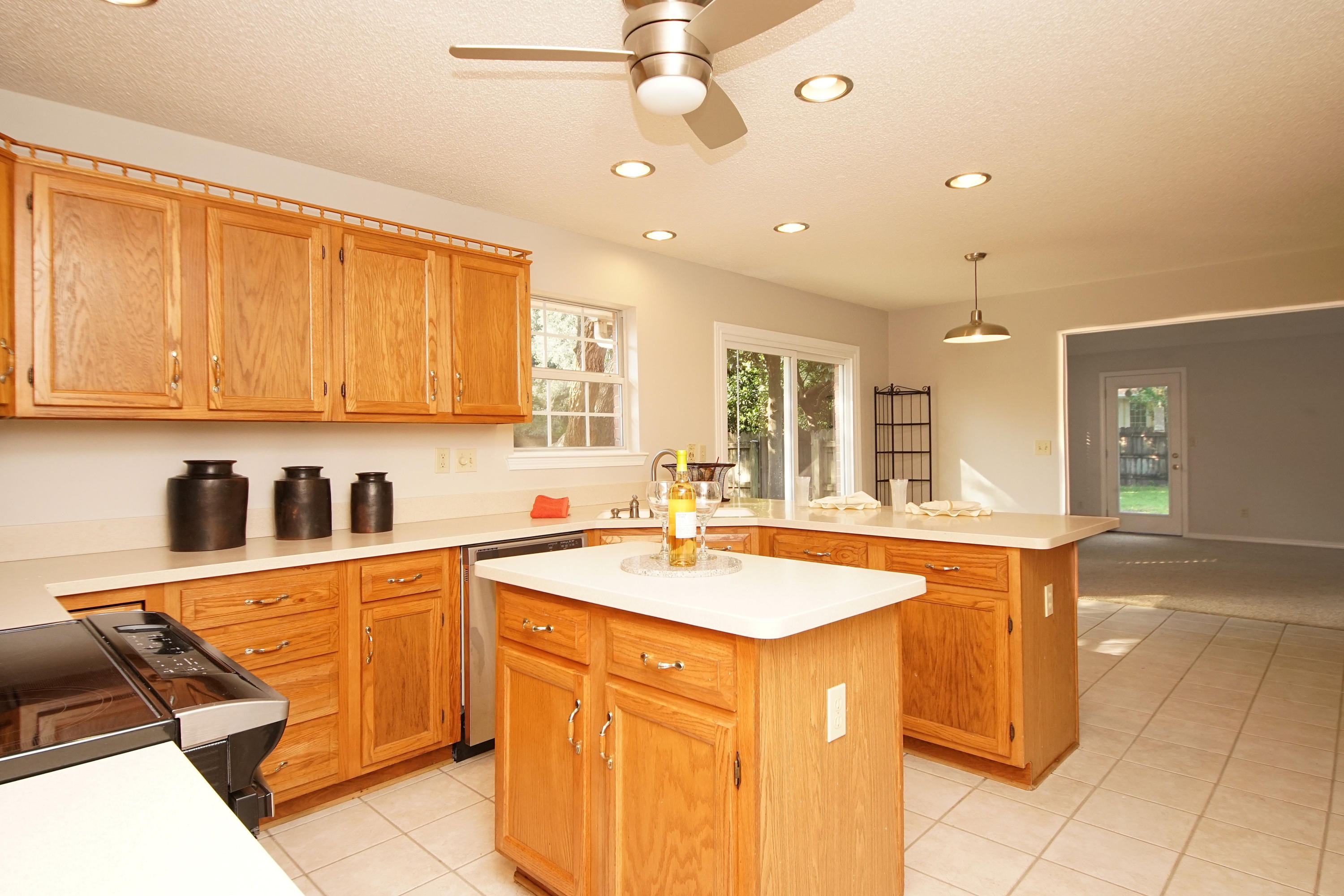 WINDWARD PH 3 - Residential