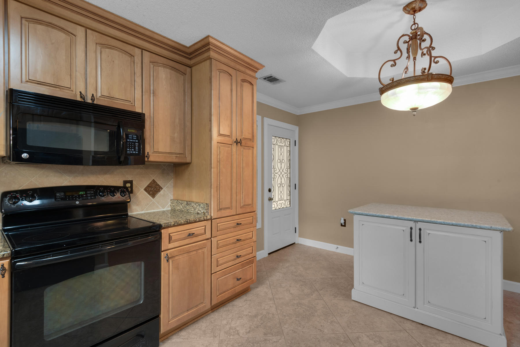 CANDLEWOOD VILLAGE - Residential