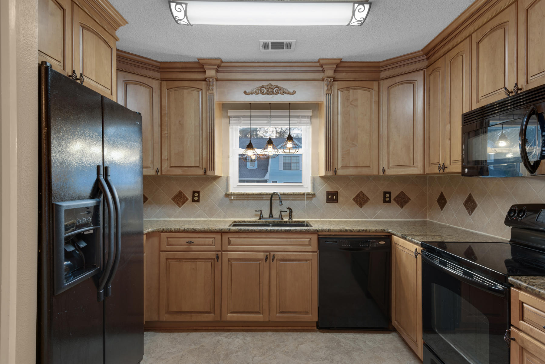 CANDLEWOOD VILLAGE - Residential