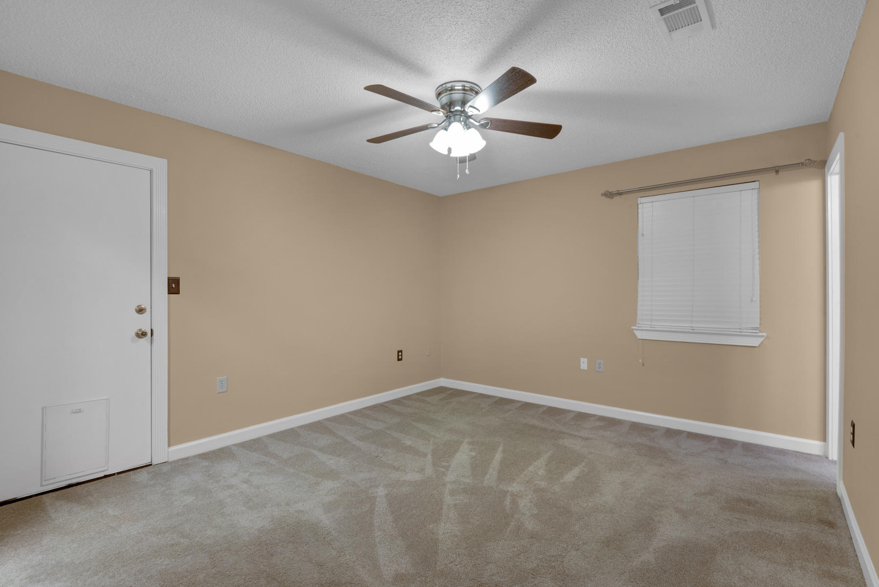 CANDLEWOOD VILLAGE - Residential