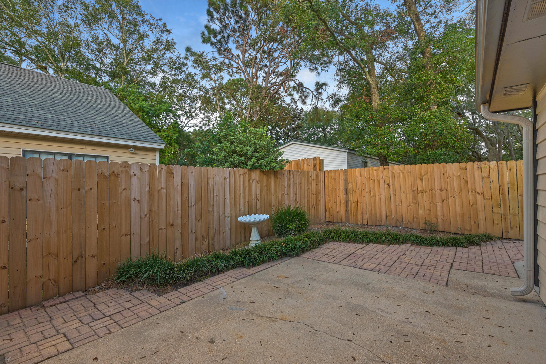 CANDLEWOOD VILLAGE - Residential