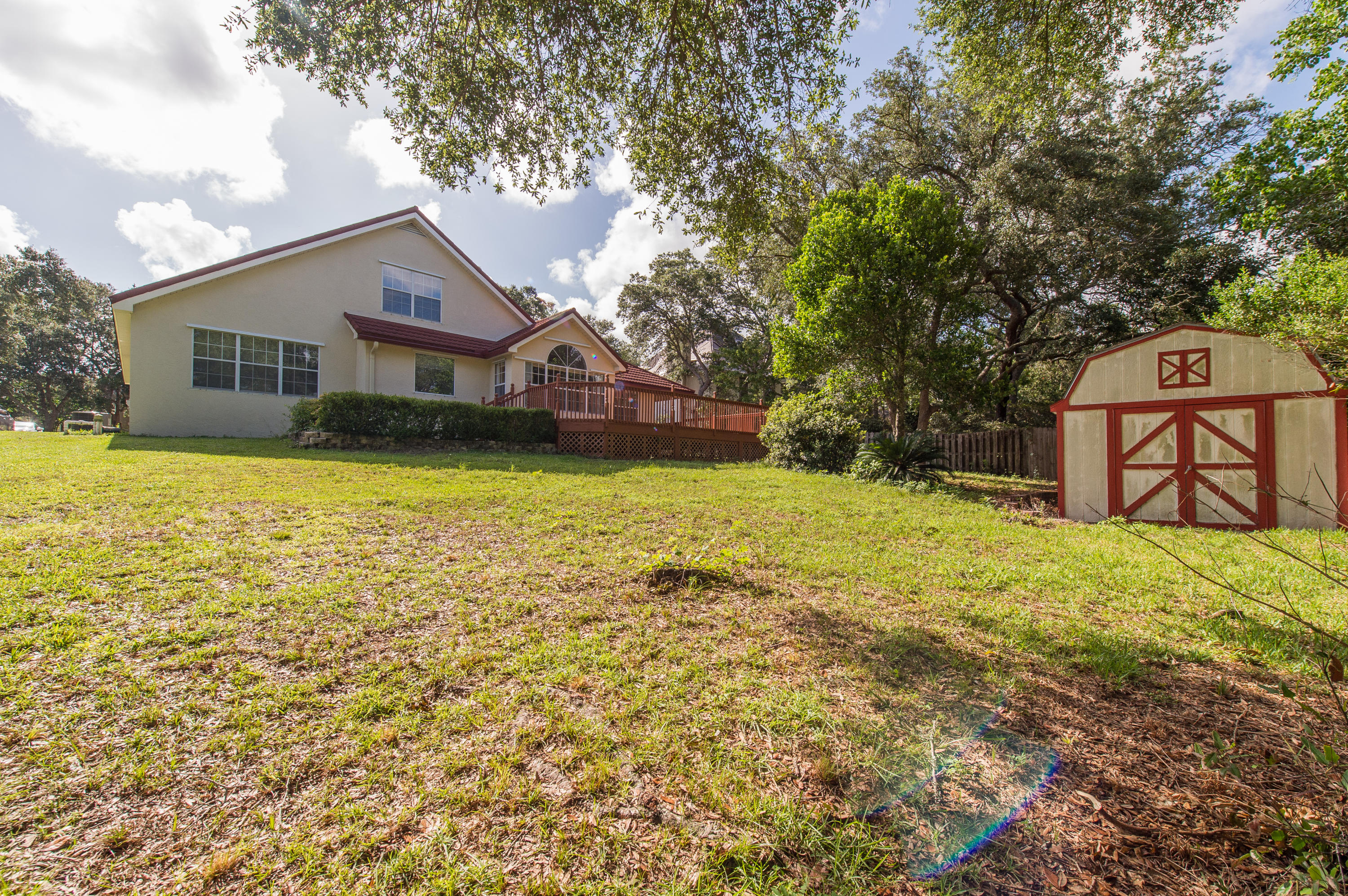 LAKE POINTE - Residential