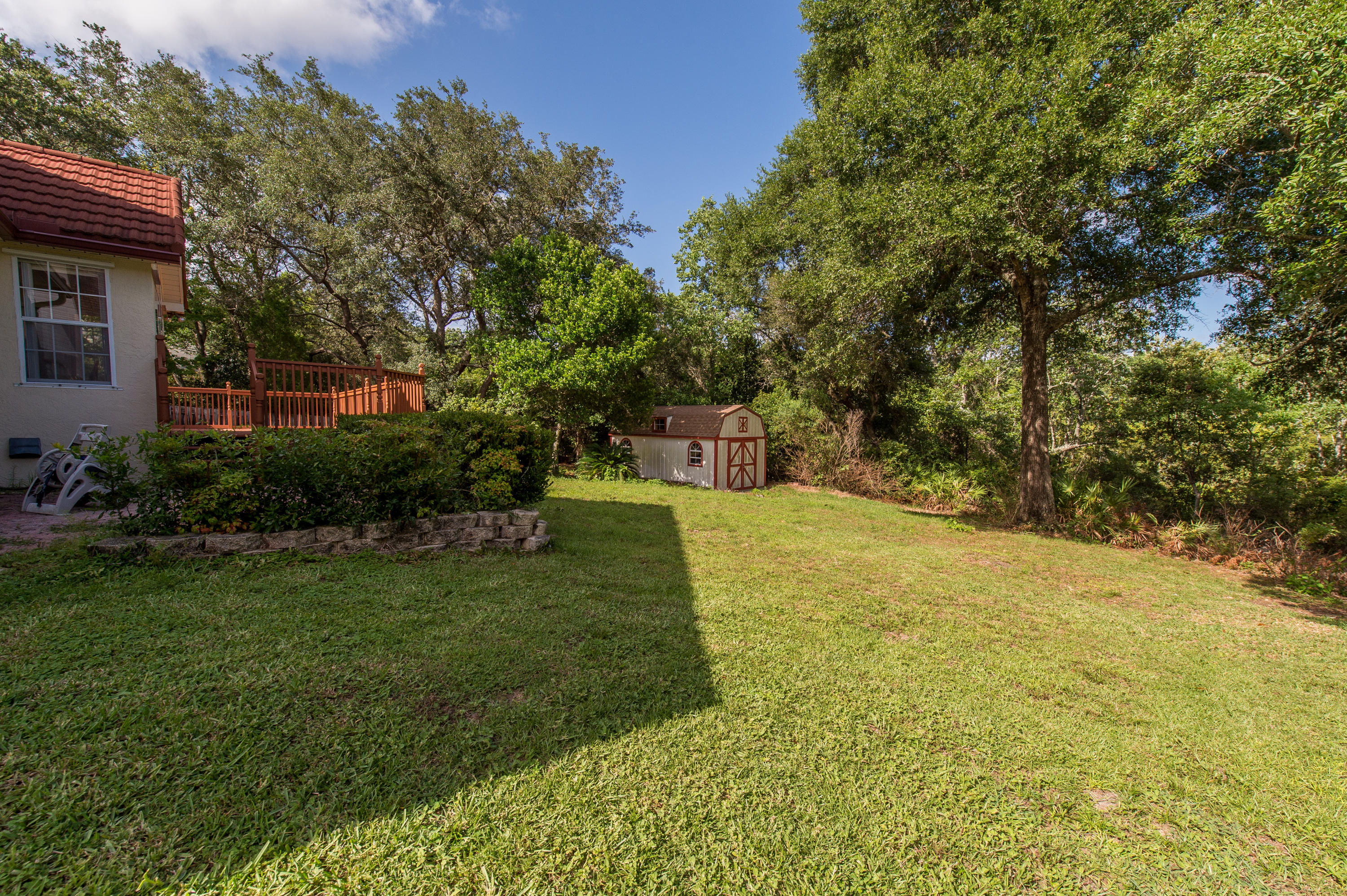 LAKE POINTE - Residential