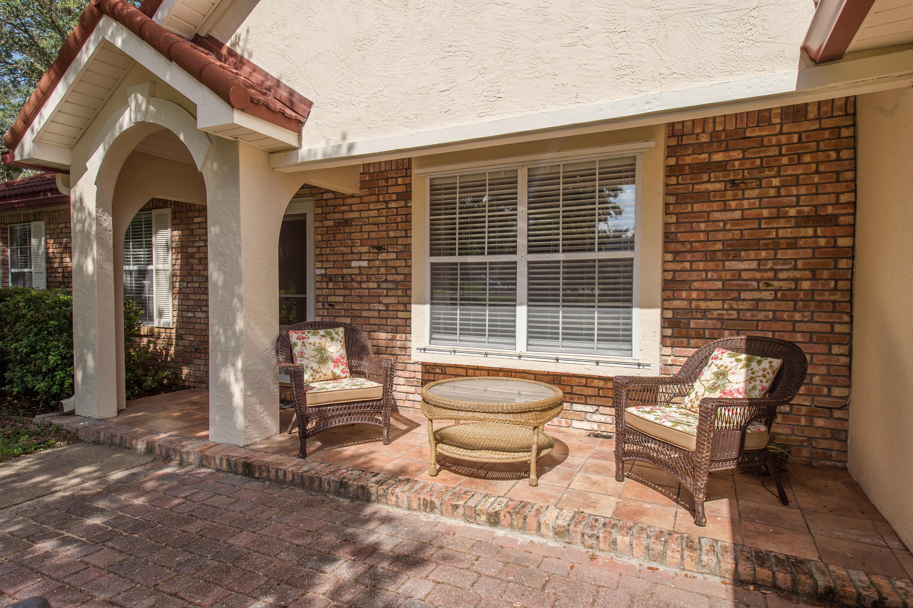 LAKE POINTE - Residential